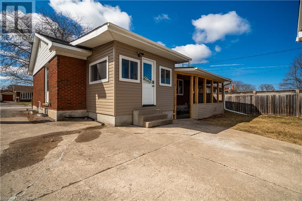 Photo 21 of 14 Milton Road, St Catharines ON