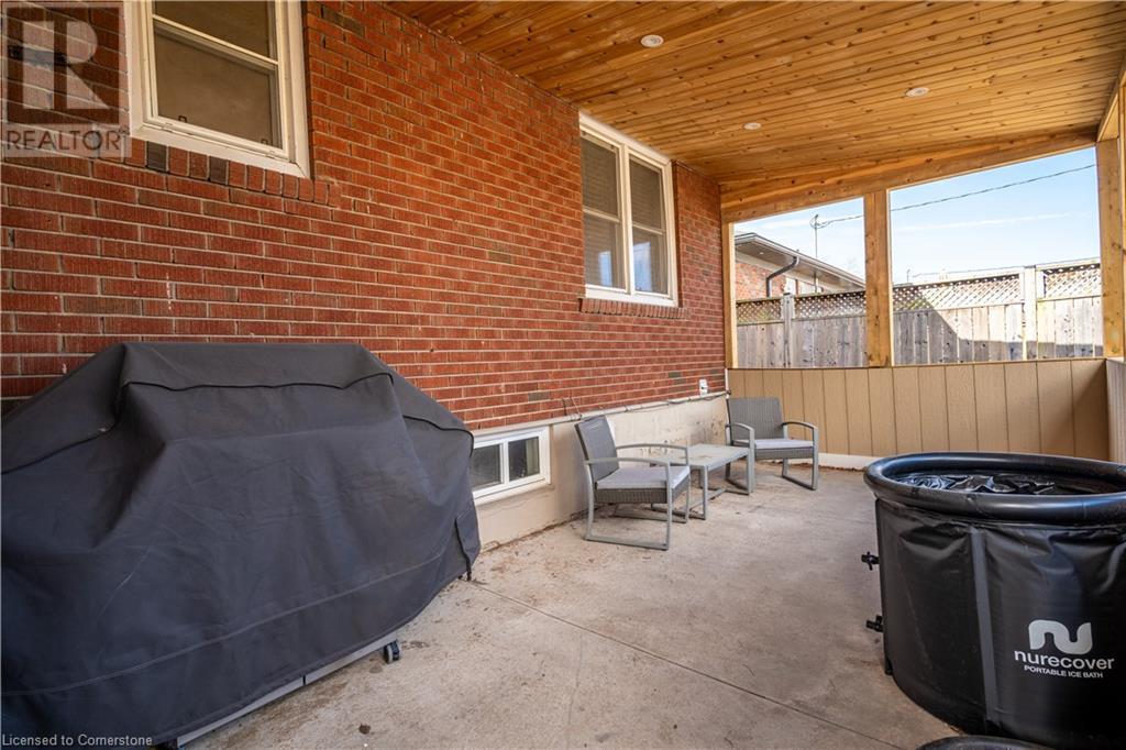 Photo 12 of 14 Milton Road, St Catharines ON