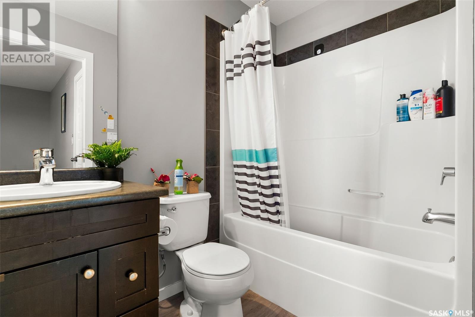 Photo 18 of 4621 Primrose Green Drive, Regina SK