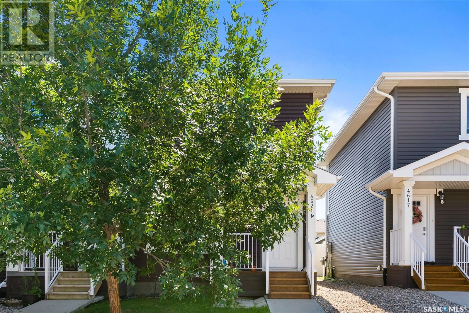 Photo 2 of 4621 Primrose Green Drive, Regina SK