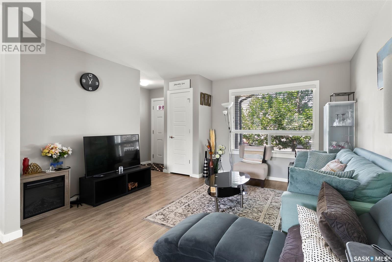 Photo 5 of 4621 Primrose Green Drive, Regina SK