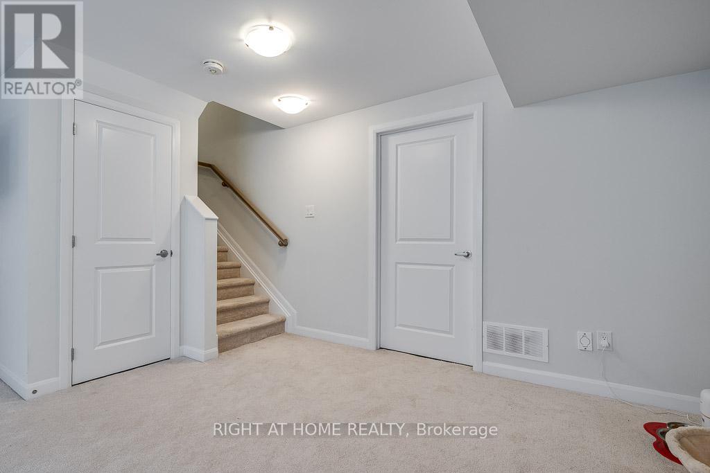 Photo 19 of 301 Drumlish Lane, Ottawa ON