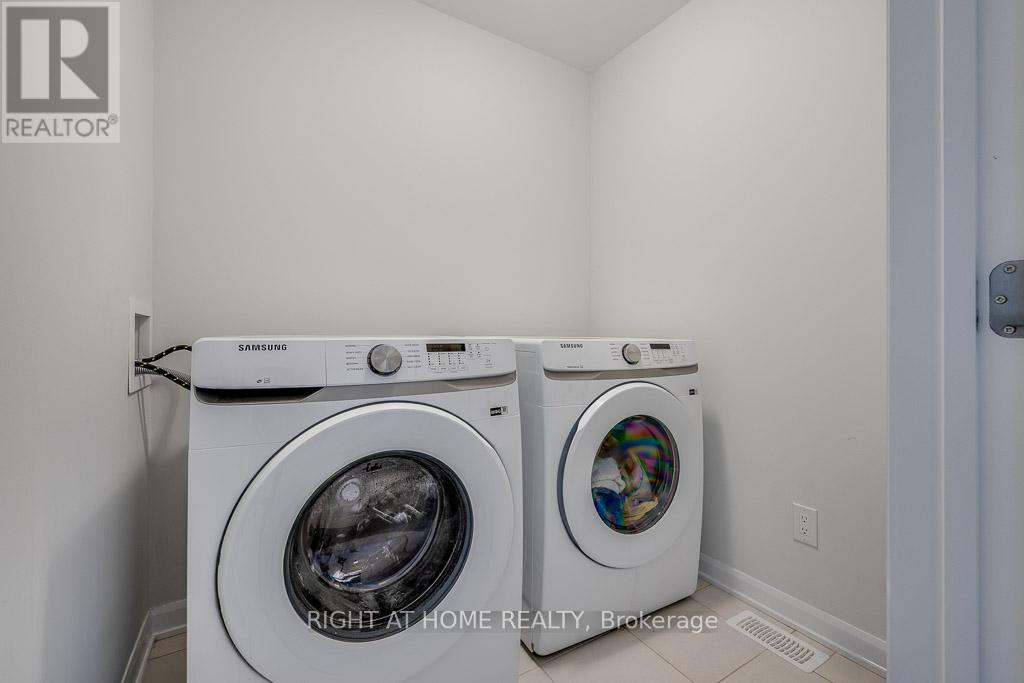 Photo 21 of 301 Drumlish Lane, Ottawa ON