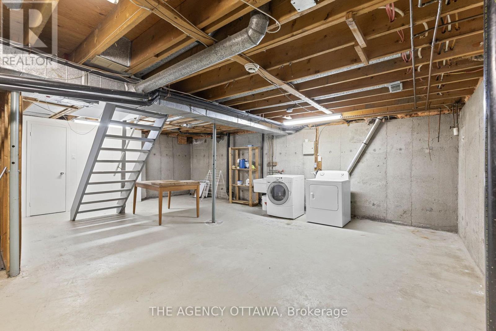 Photo 32 of 688 Laverendrye Drive, Ottawa ON