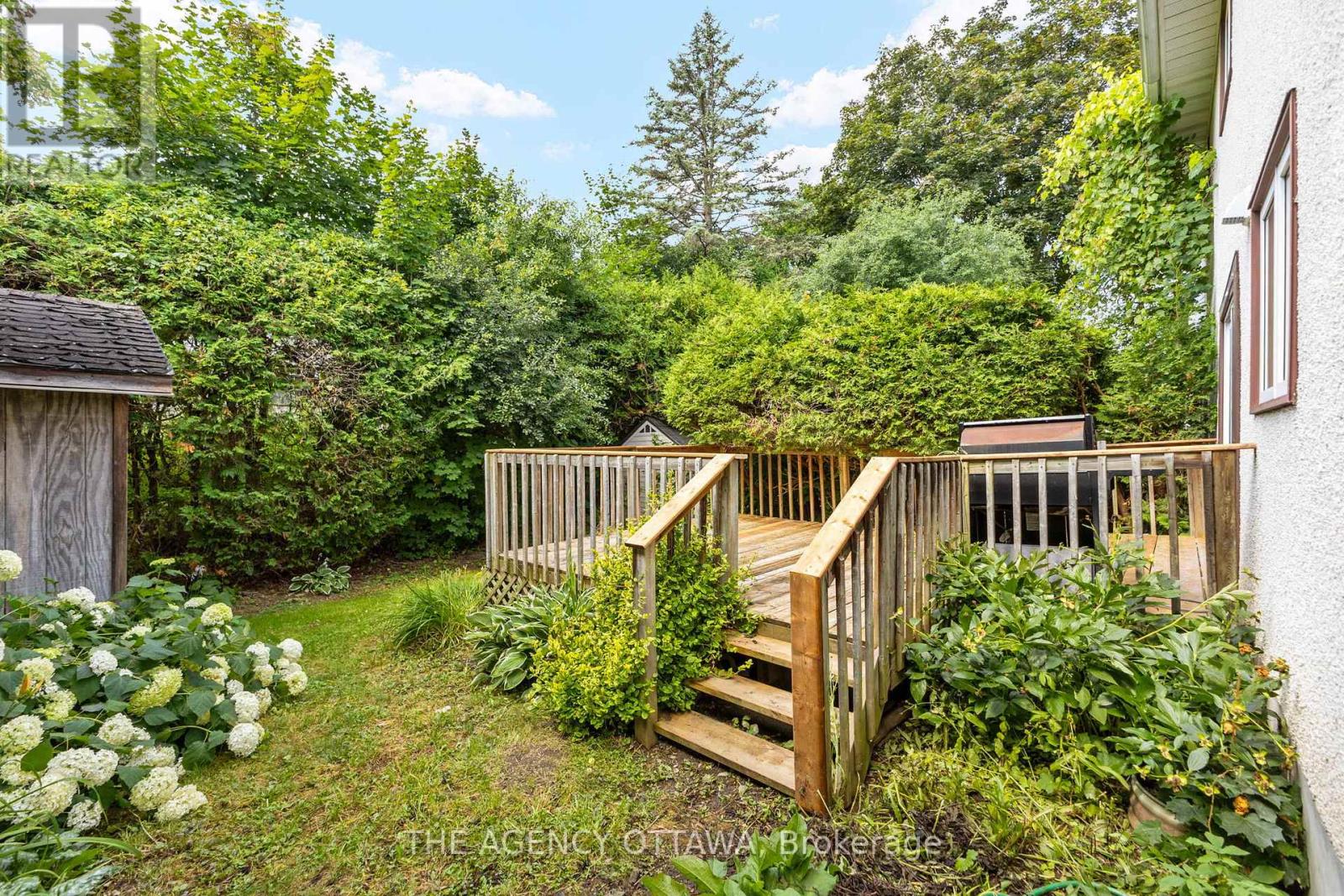 Photo 35 of 688 Laverendrye Drive, Ottawa ON