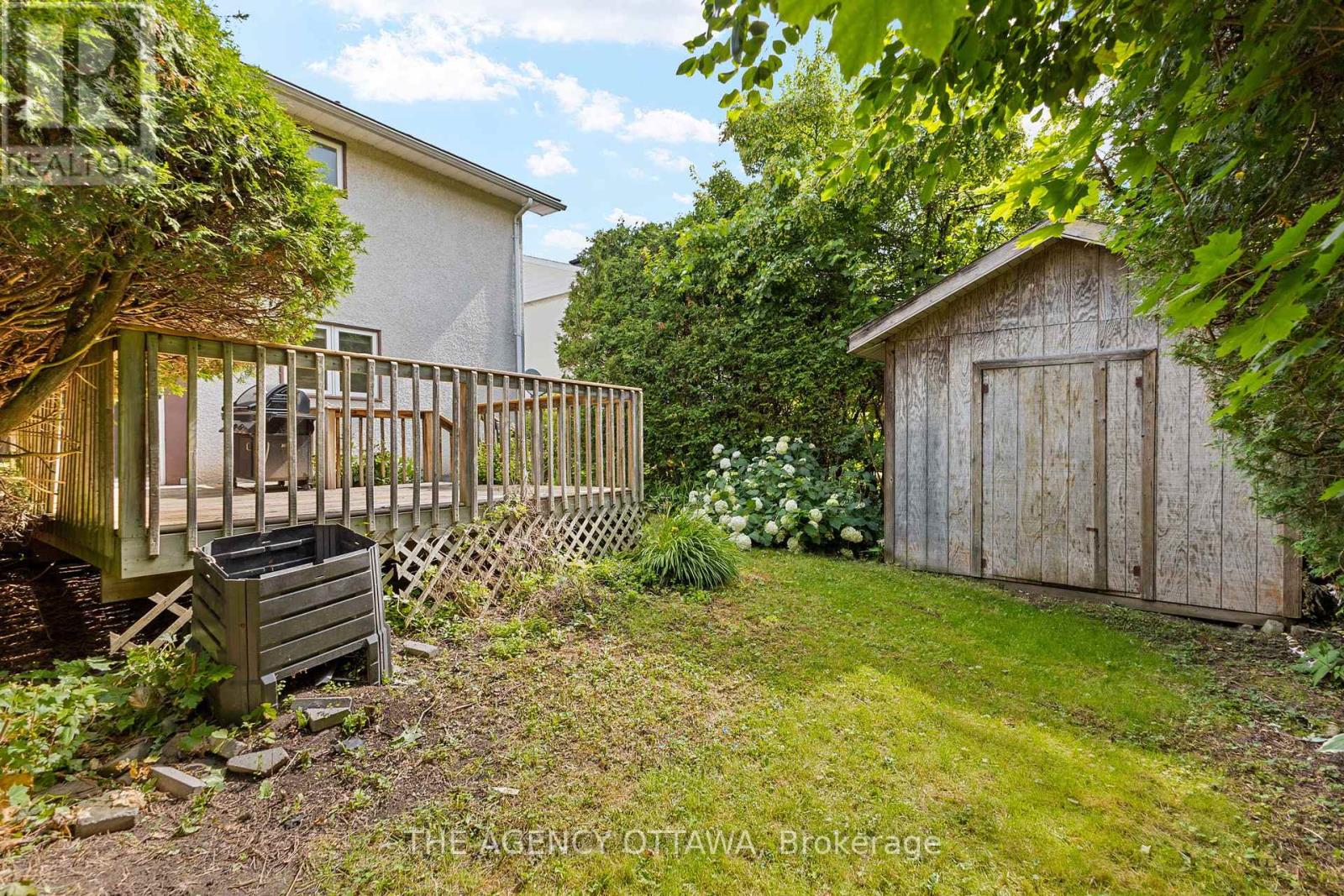 Photo 39 of 688 Laverendrye Drive, Ottawa ON