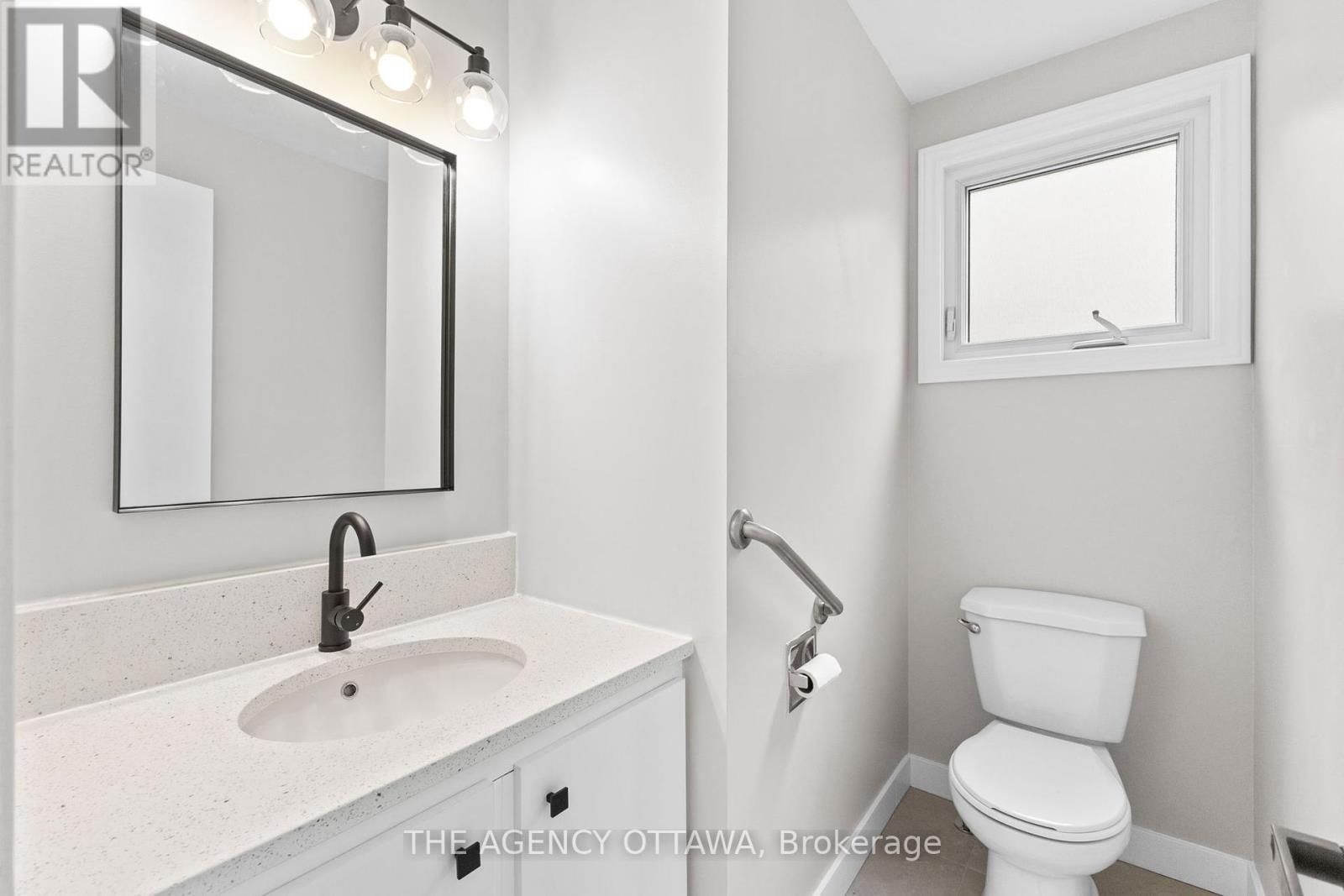 Photo 7 of 688 Laverendrye Drive, Ottawa ON