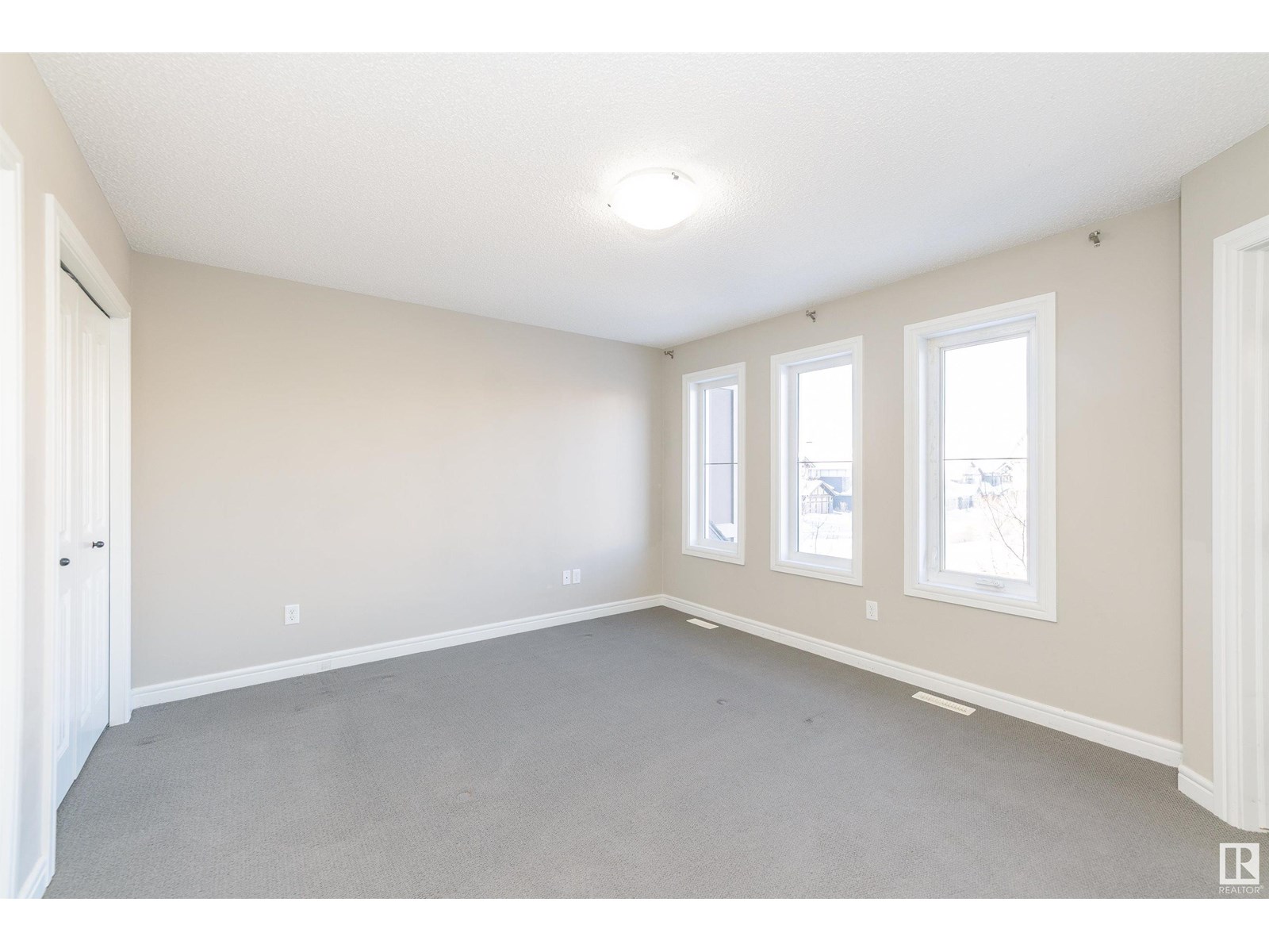 Photo 23 of 3081 Keswick Wy Sw, Edmonton AB