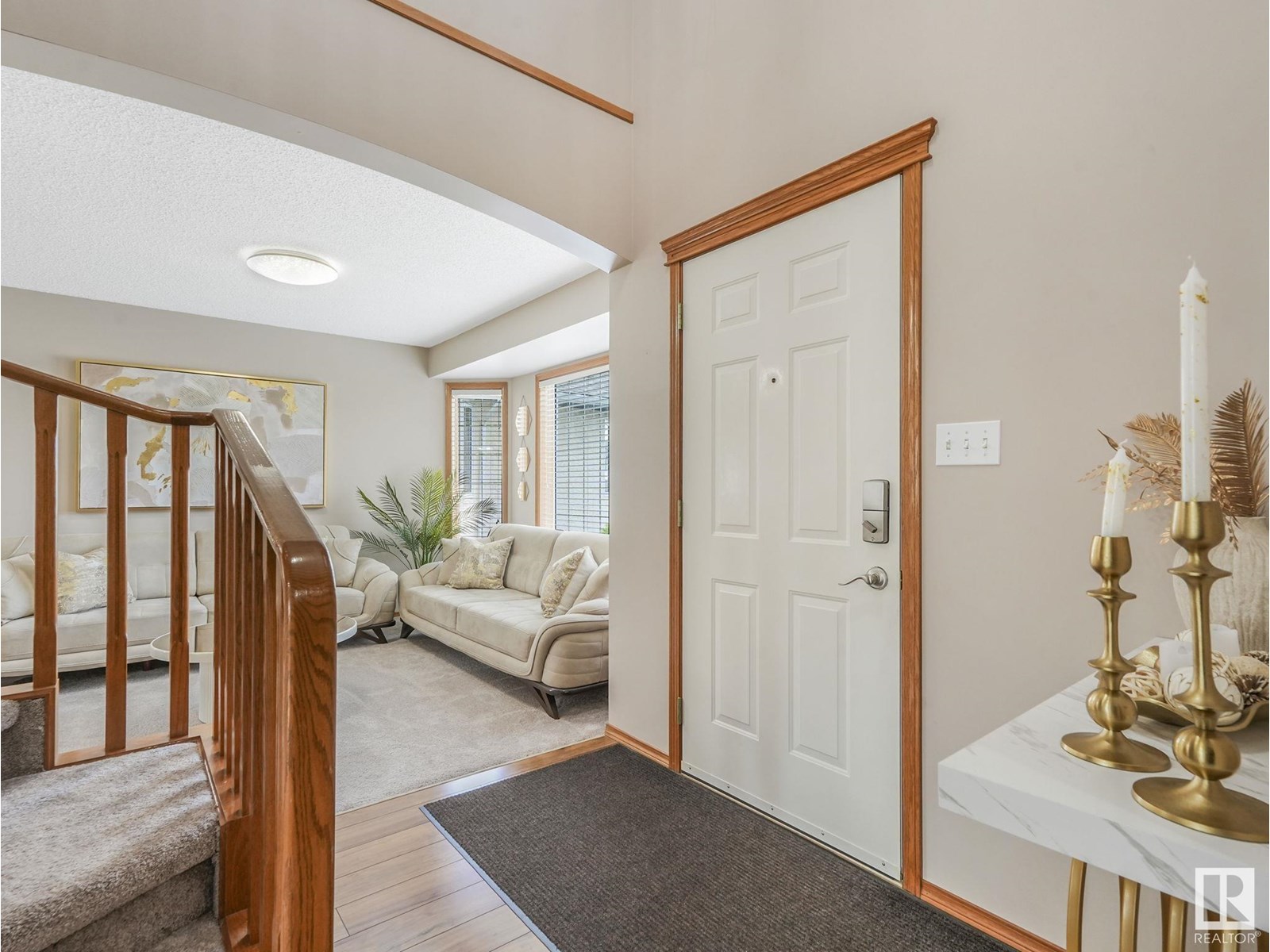 Photo 4 of 8515 157 Av Nw, Edmonton AB