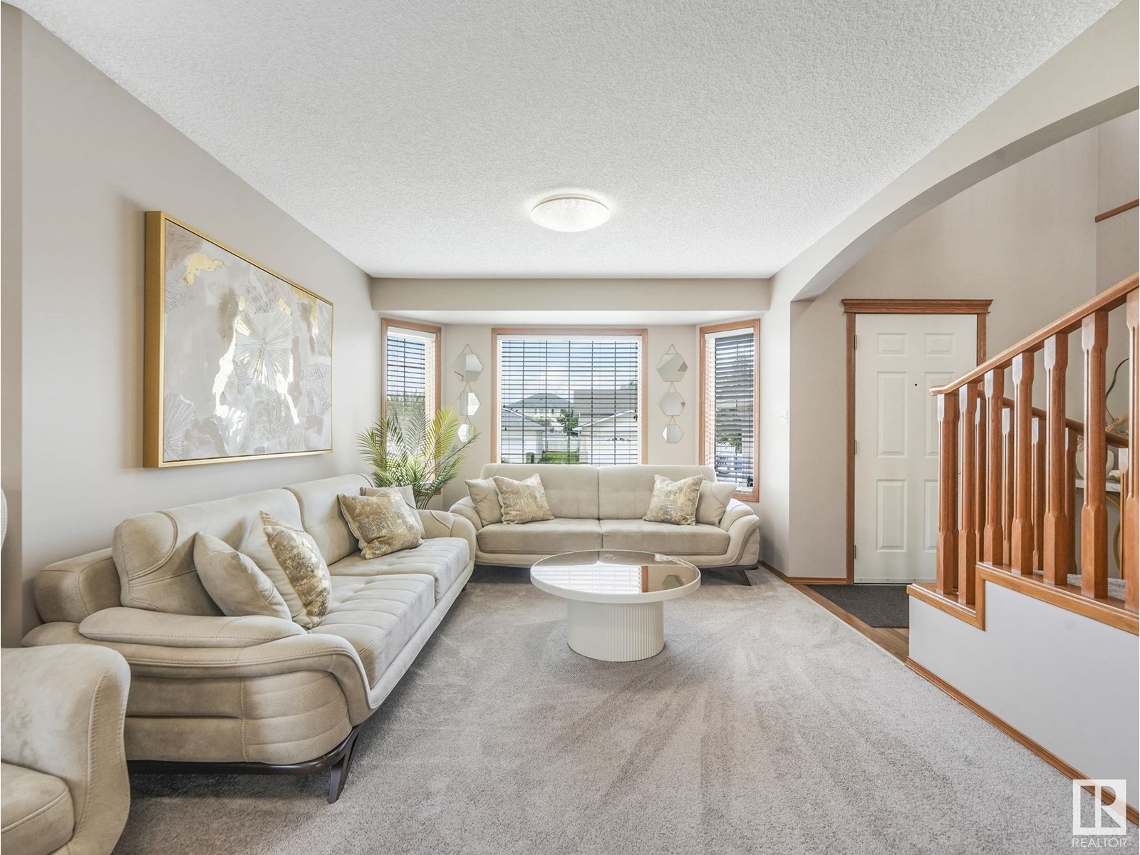 Photo 6 of 8515 157 Av Nw, Edmonton AB