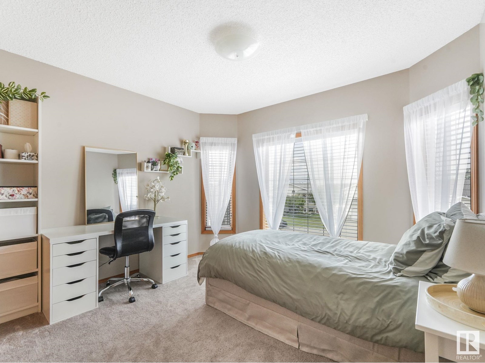 Photo 22 of 8515 157 Av Nw, Edmonton AB
