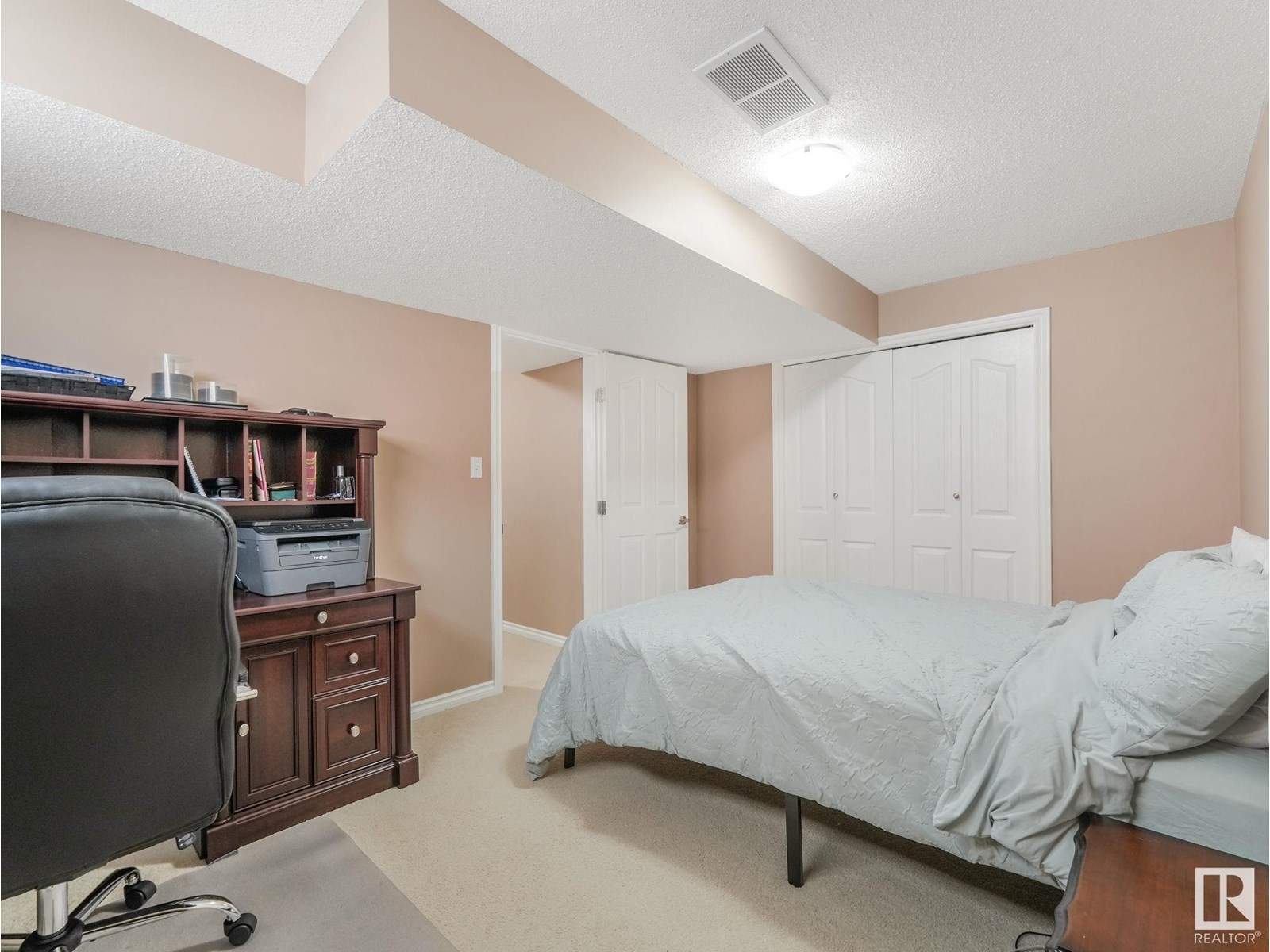 Photo 36 of 8515 157 Av Nw, Edmonton AB