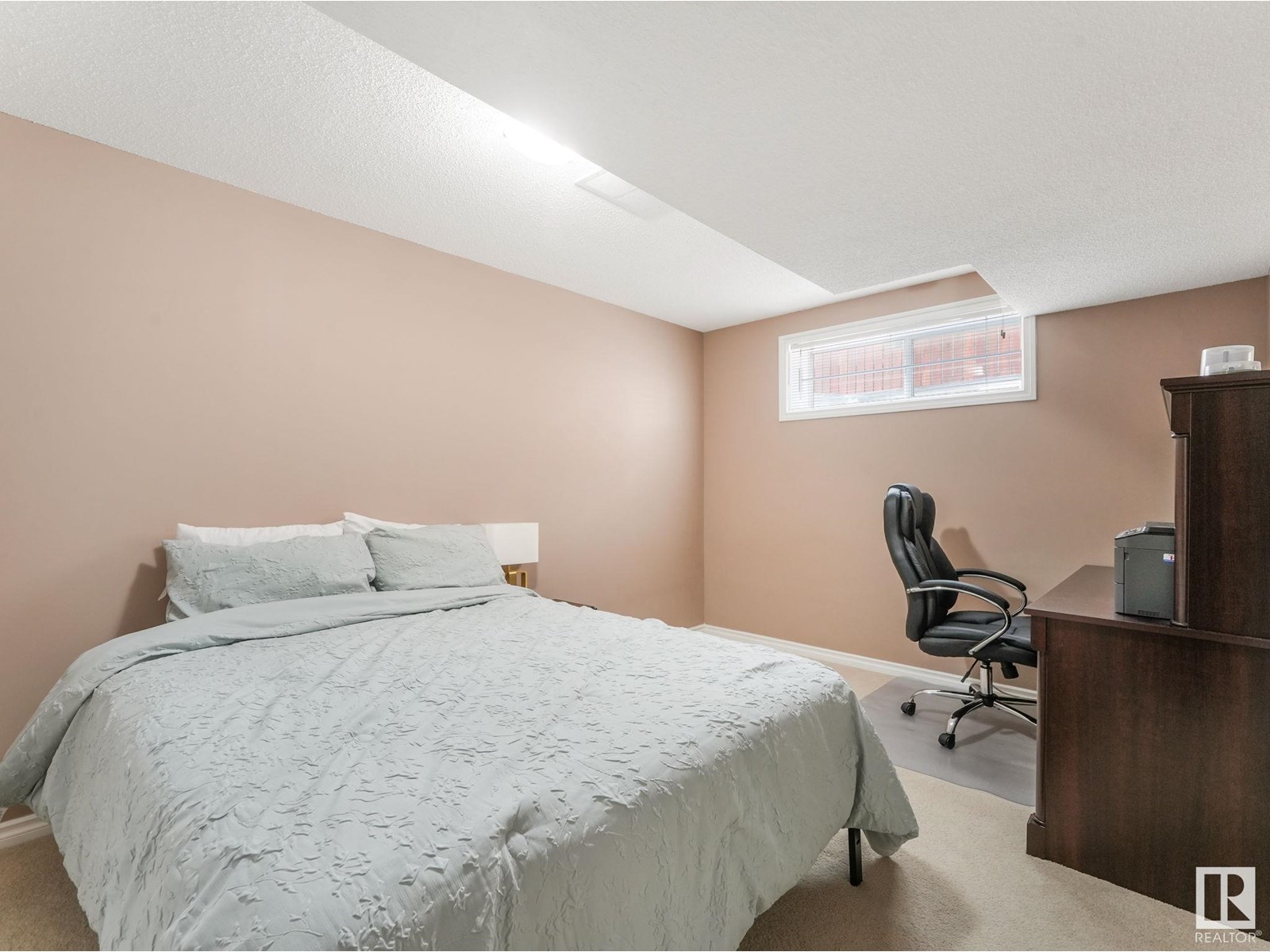 Photo 35 of 8515 157 Av Nw, Edmonton AB