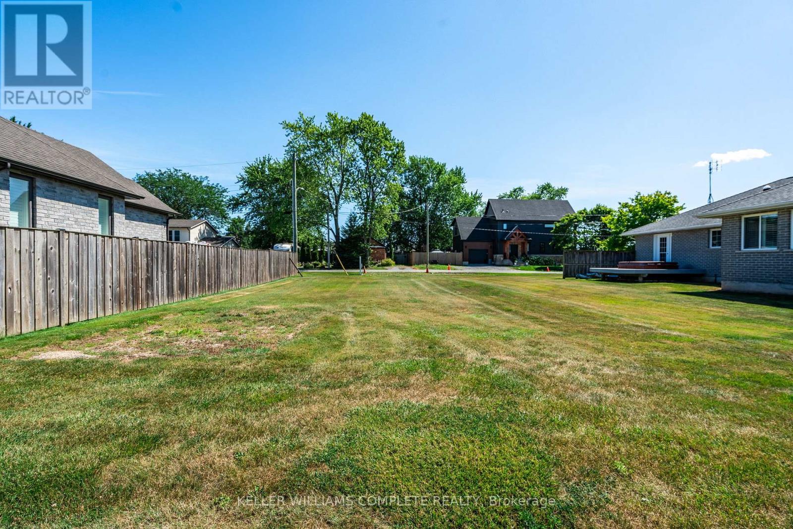 Photo 20 of 24 South Main Street, Thorold ON