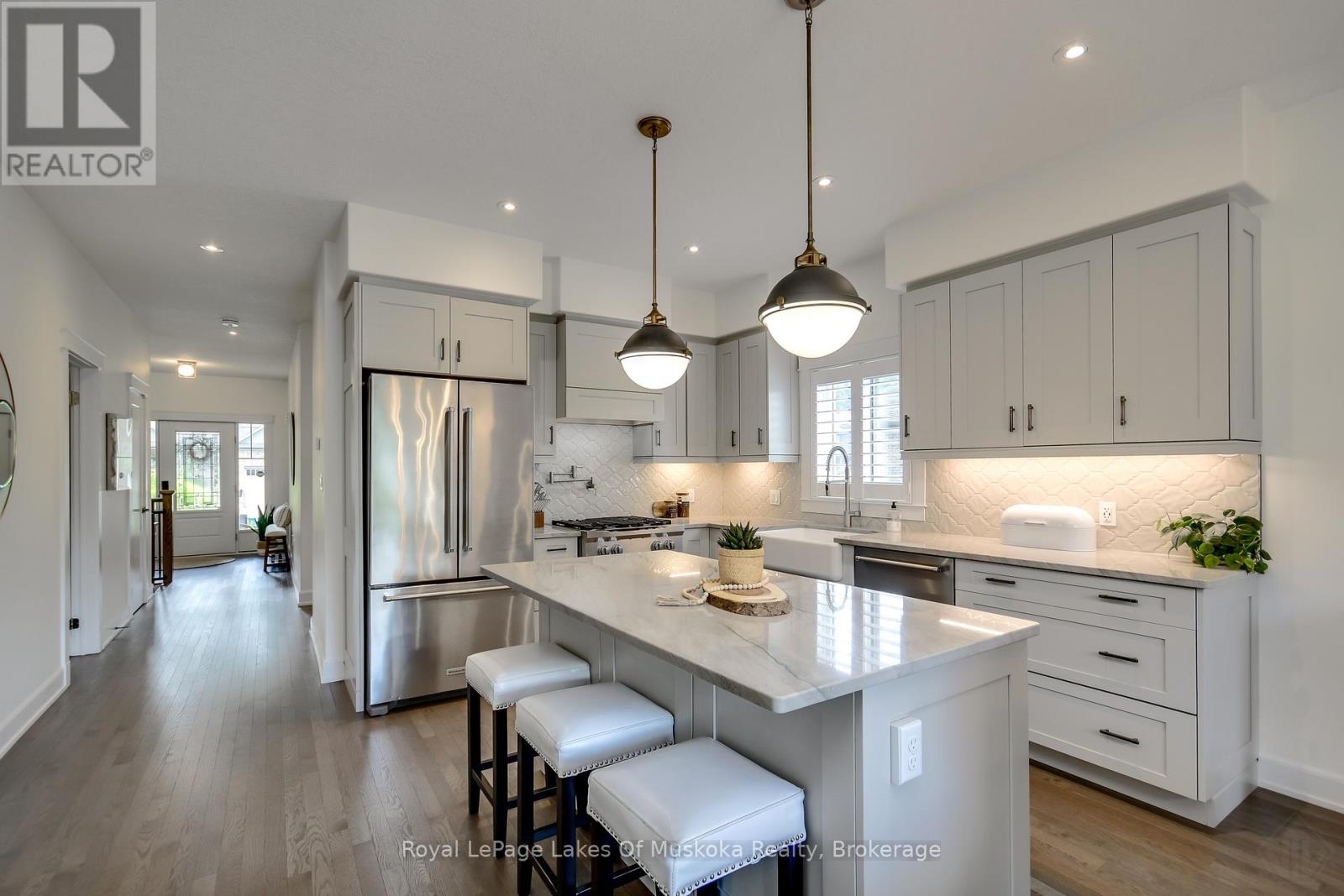 Photo 35 of 75 Selkirk Drive, Huntsville ON
