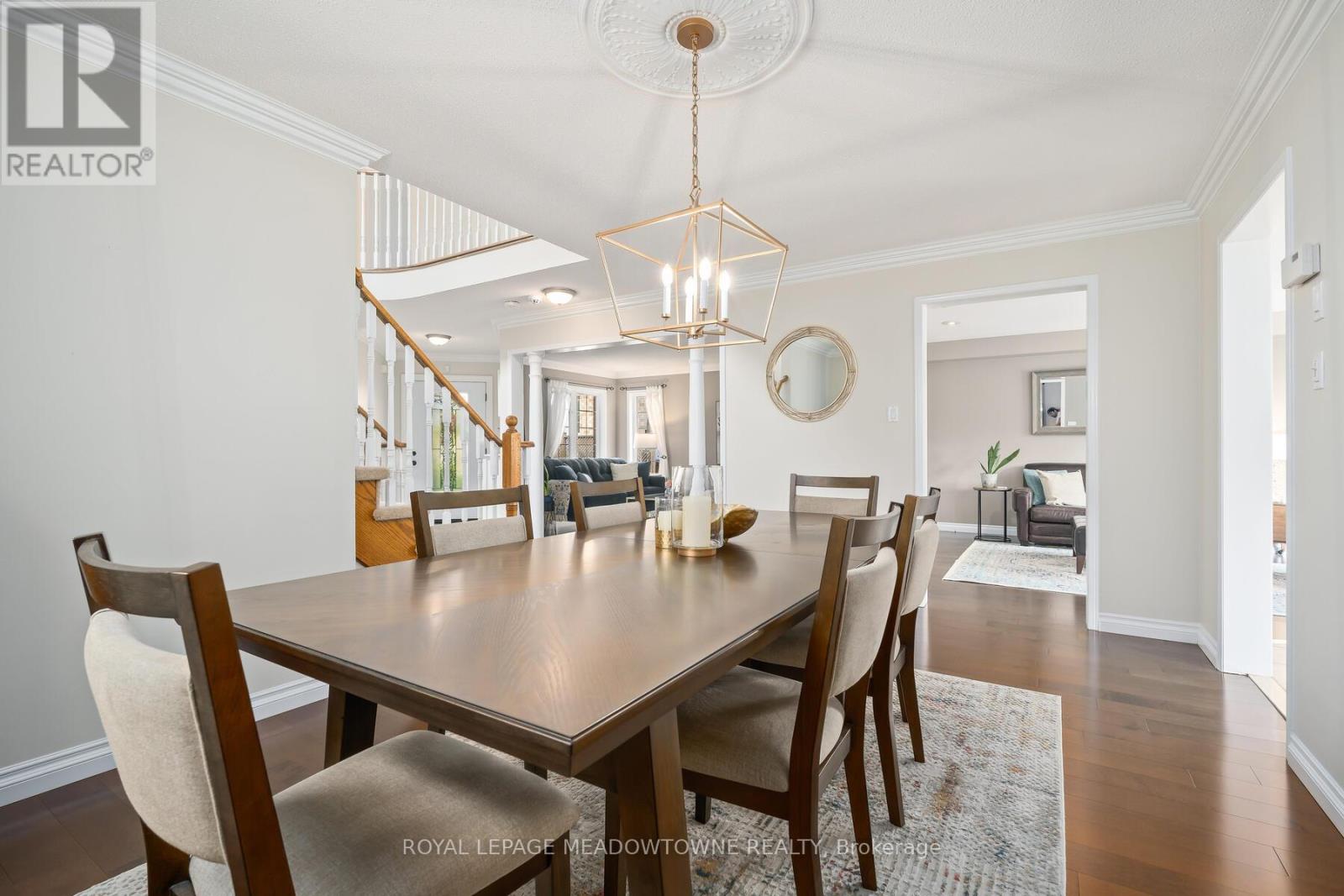 Photo 11 of 95 Standish Street, Halton Hills ON