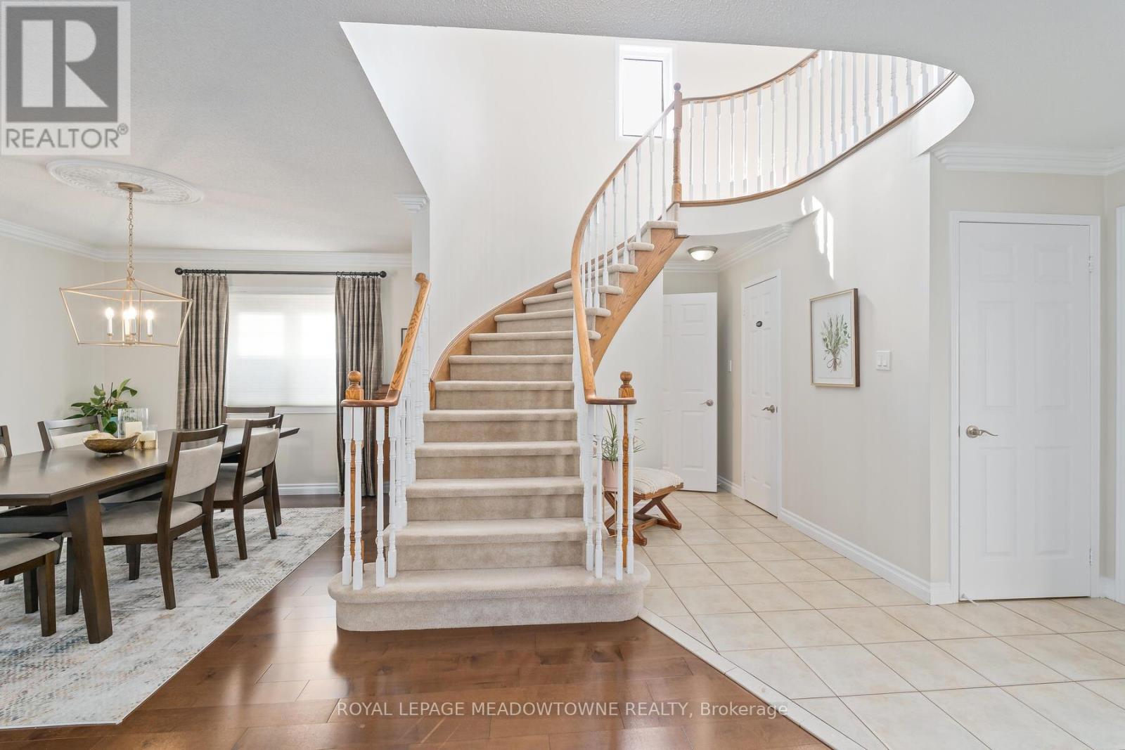 Photo 22 of 95 Standish Street, Halton Hills ON