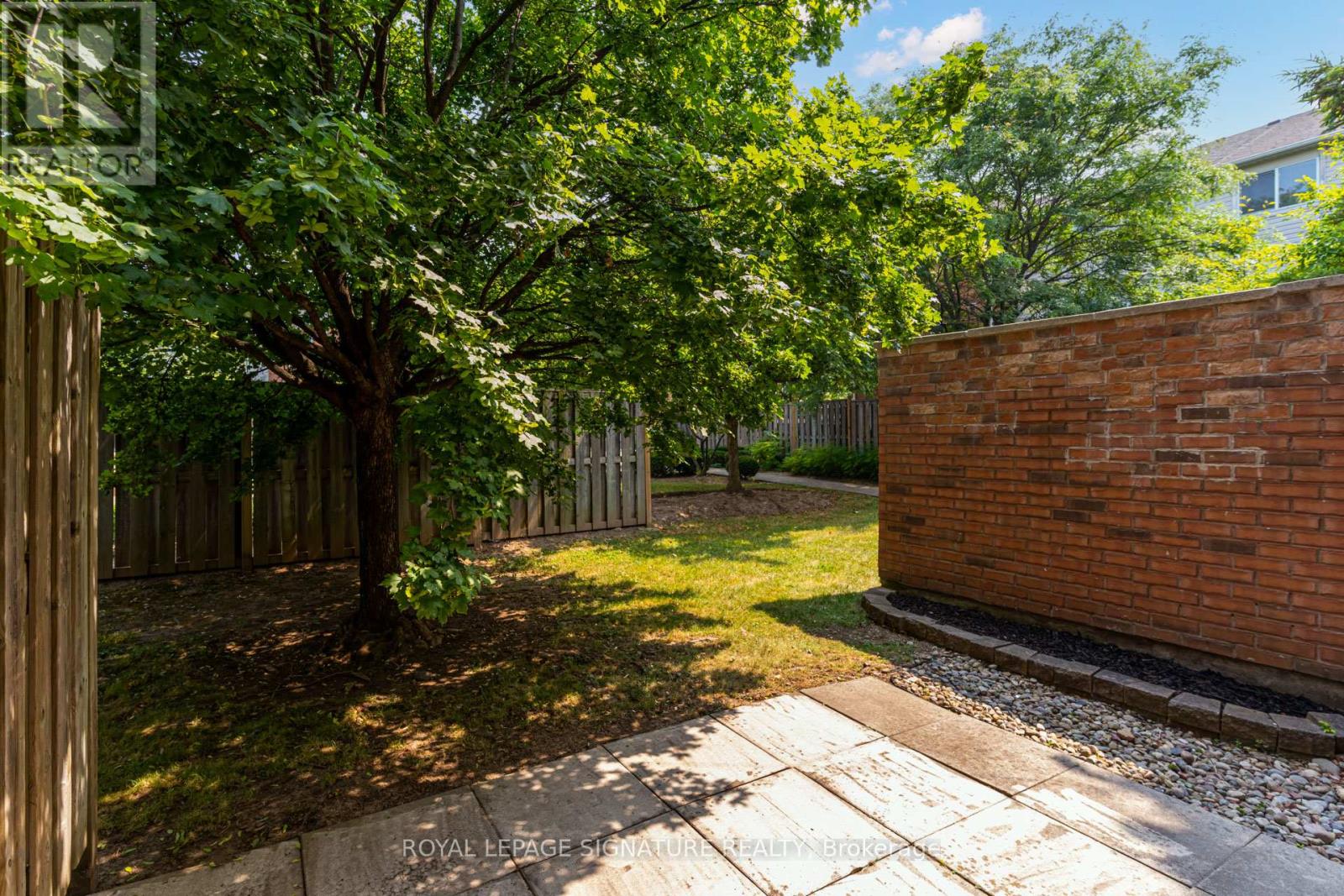 Photo 39 of 49 80 Acorn Place, Mississauga ON