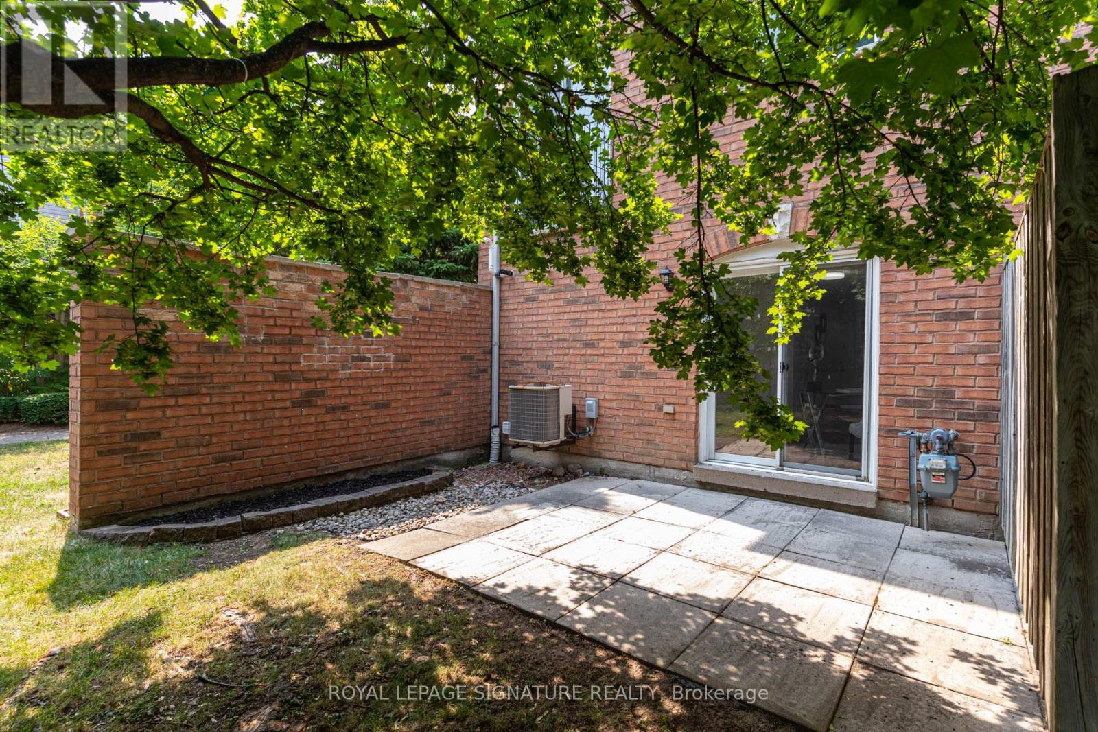 Photo 43 of 49 80 Acorn Place, Mississauga ON