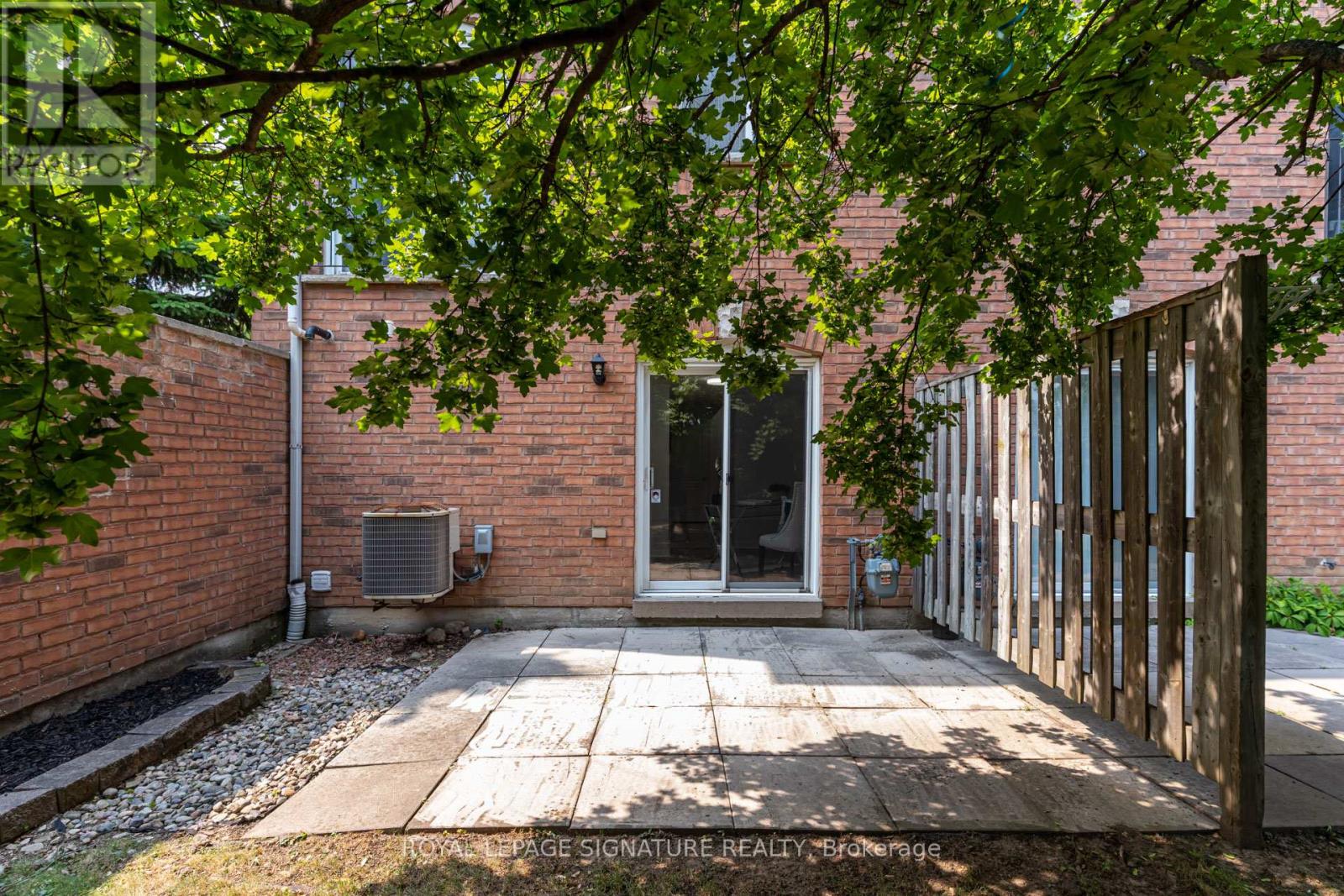 Photo 44 of 49 80 Acorn Place, Mississauga ON
