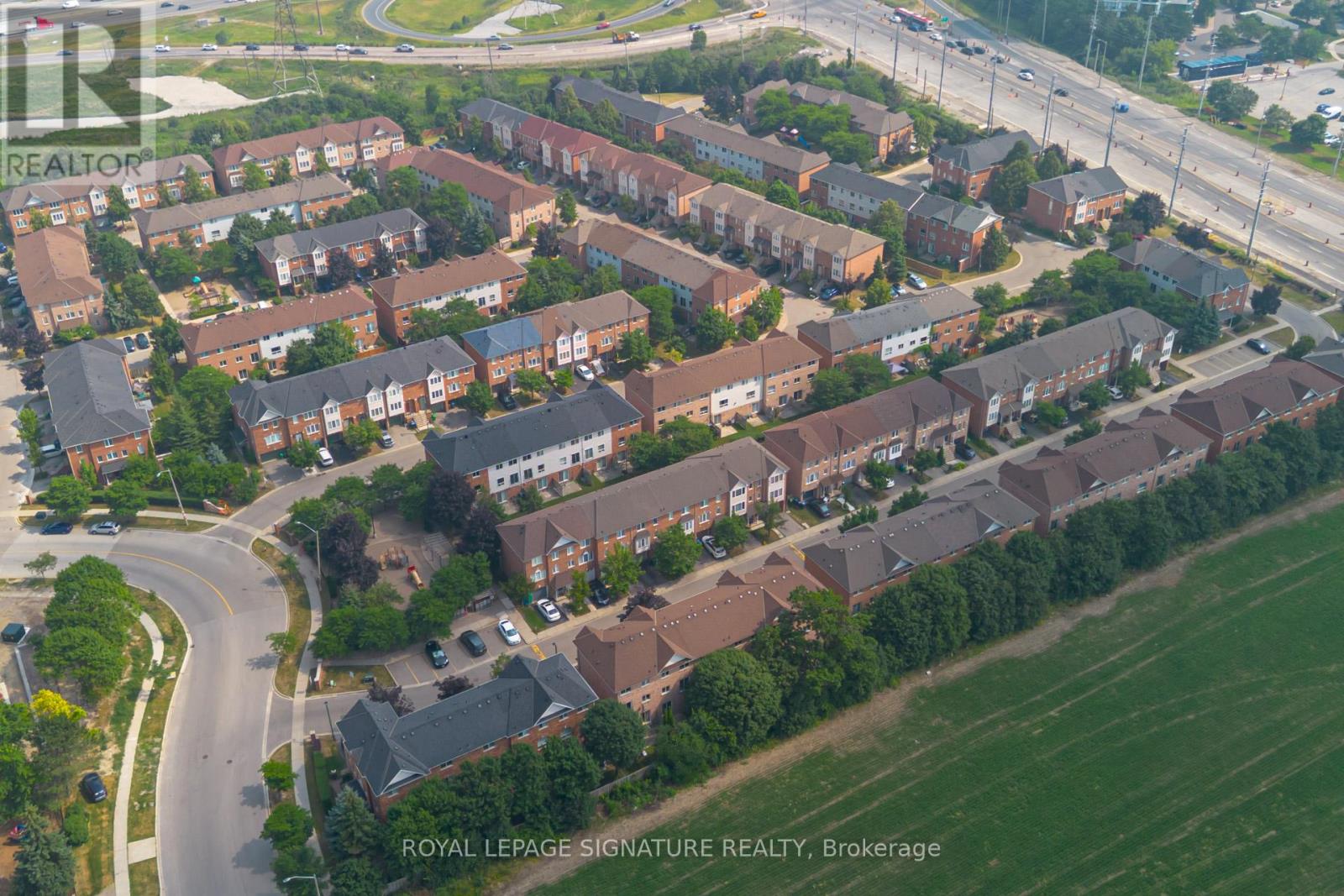 Photo 49 of 49 80 Acorn Place, Mississauga ON