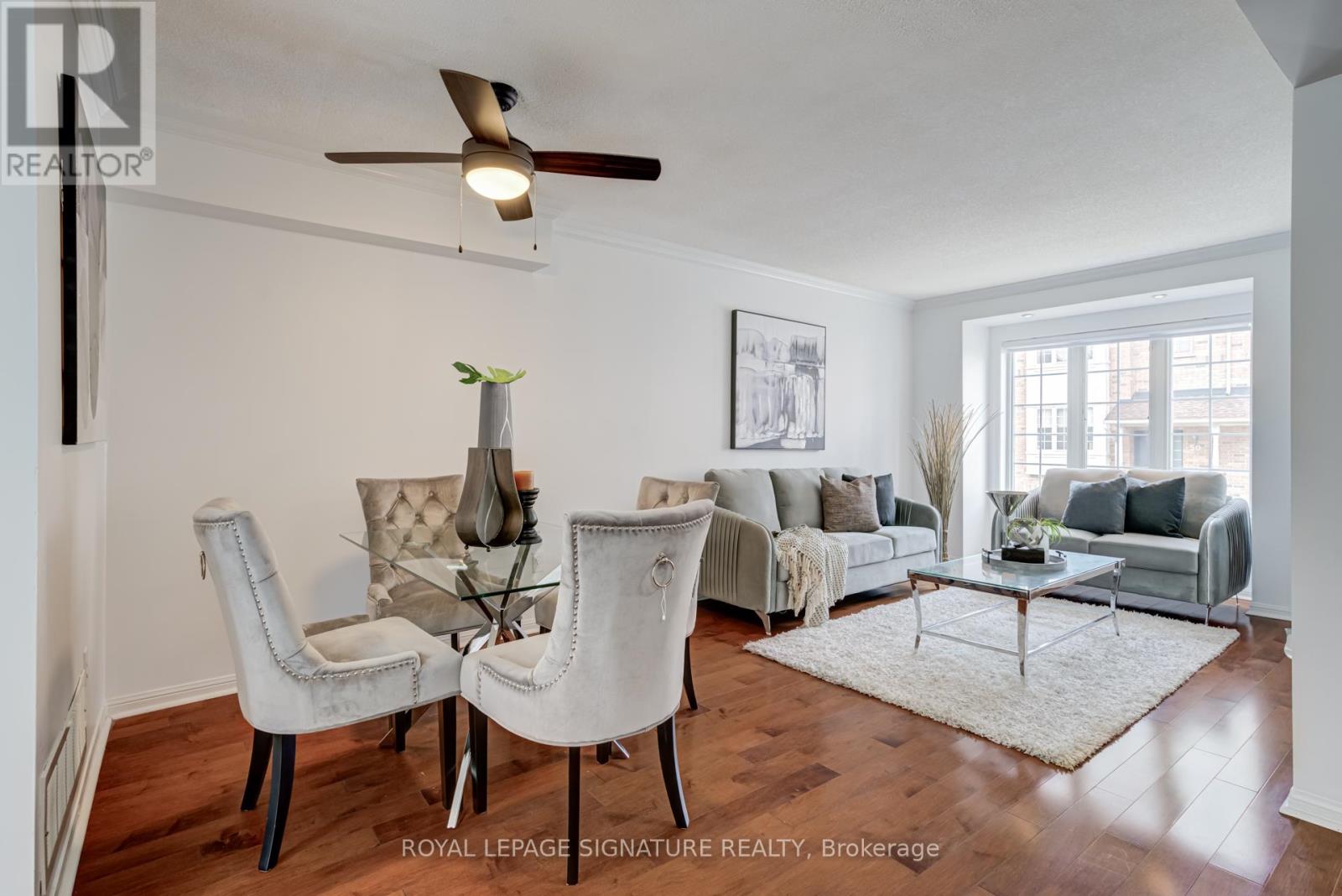 Photo 5 of 49 80 Acorn Place, Mississauga ON
