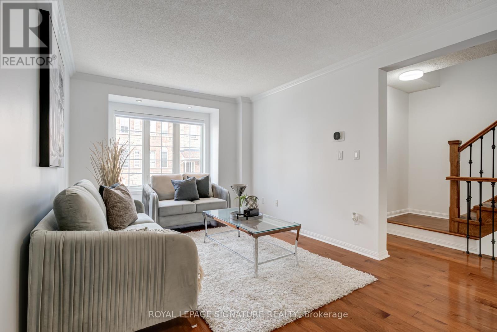 Photo 8 of 49 80 Acorn Place, Mississauga ON