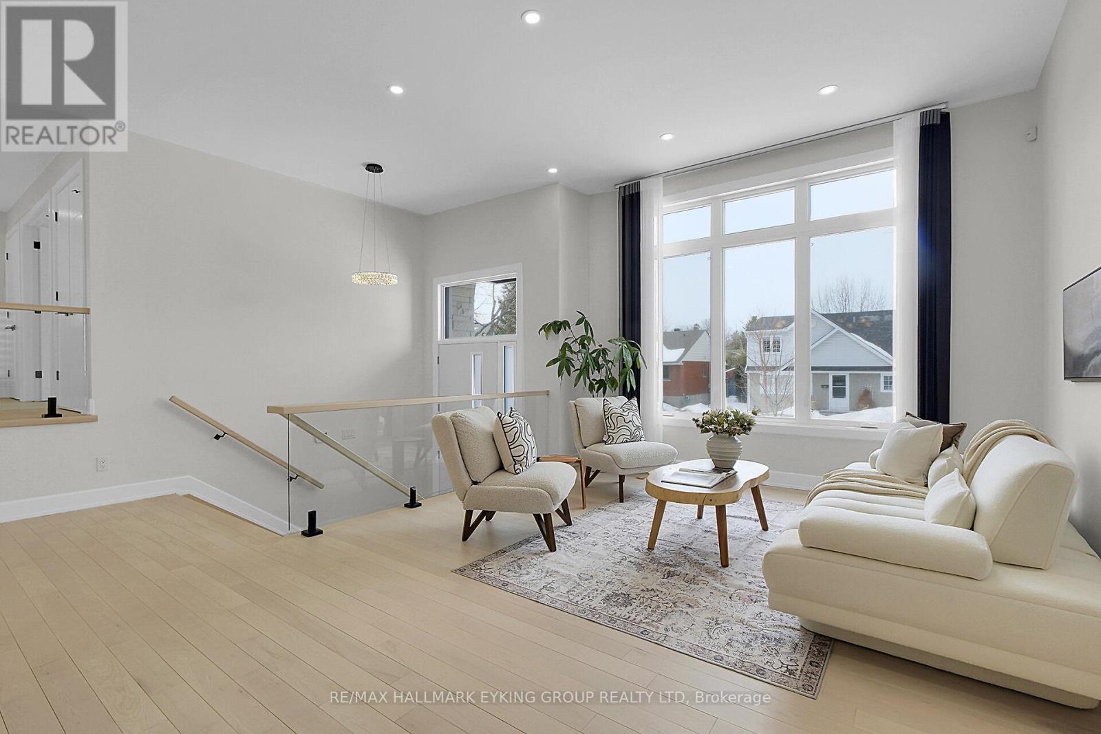 Photo 25 of 623 Rowanwood Avenue, Ottawa ON