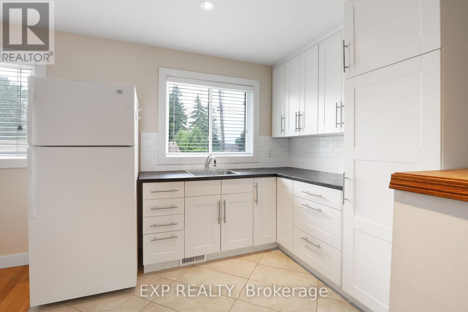 Photo 8 of 1382 Fisher Avenue, Ottawa ON