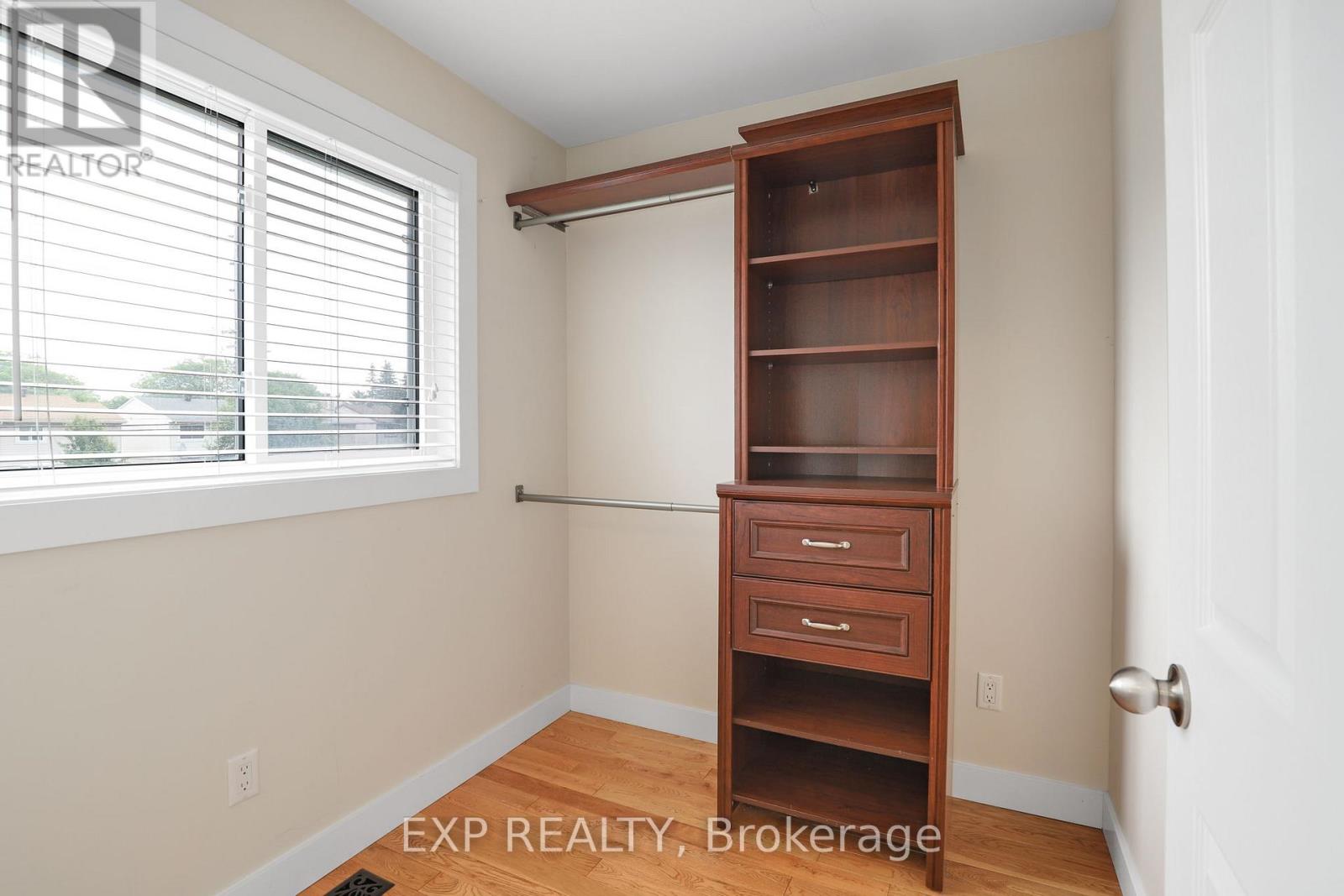 Photo 9 of 1382 Fisher Avenue, Ottawa ON