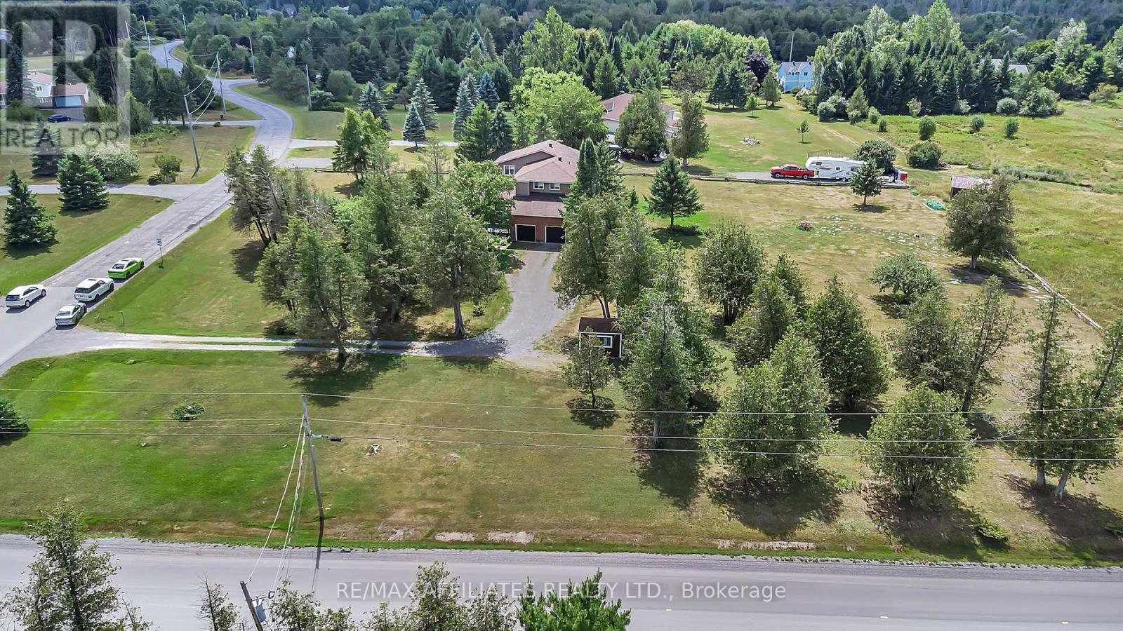 Photo 26 of 101 Carterfarm Crescent, Ottawa ON
