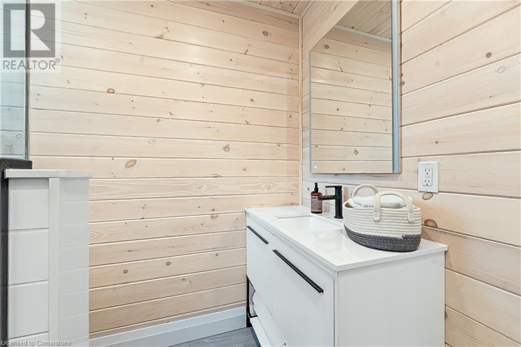 Photo 20 of 71865 Sunview Avenue, Dashwood ON