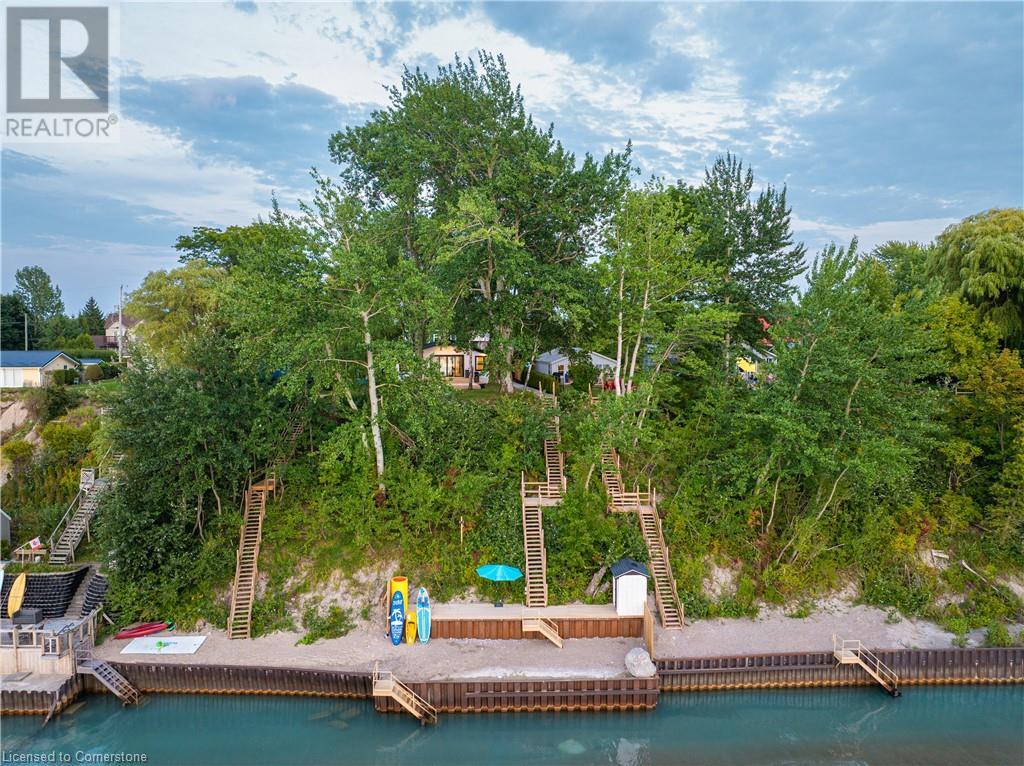 Photo 45 of 71865 Sunview Avenue, Dashwood ON