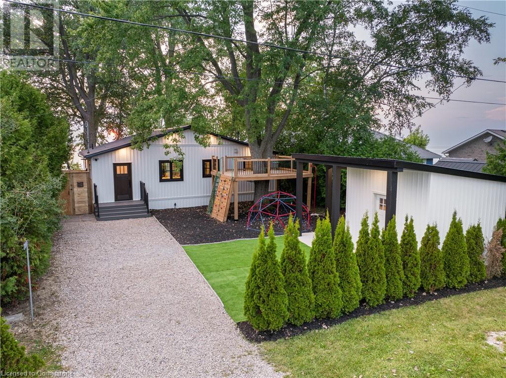Photo 6 of 71865 Sunview Avenue, Dashwood ON