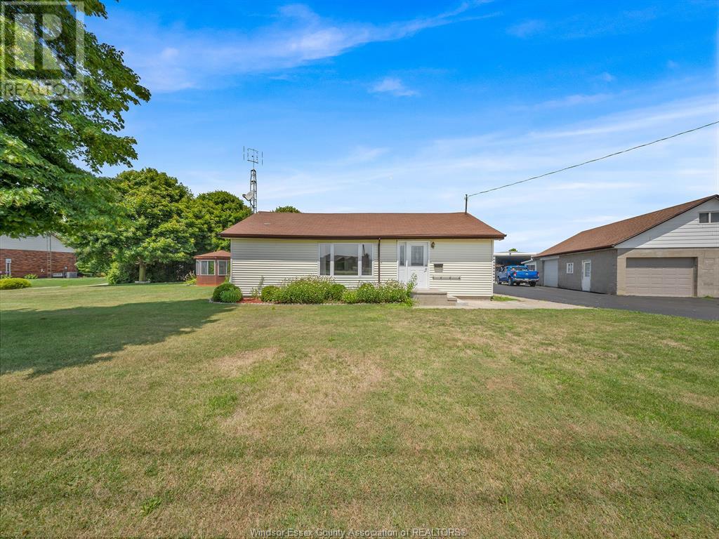 Photo 2 of 1331 Deer Run Road, Leamington ON
