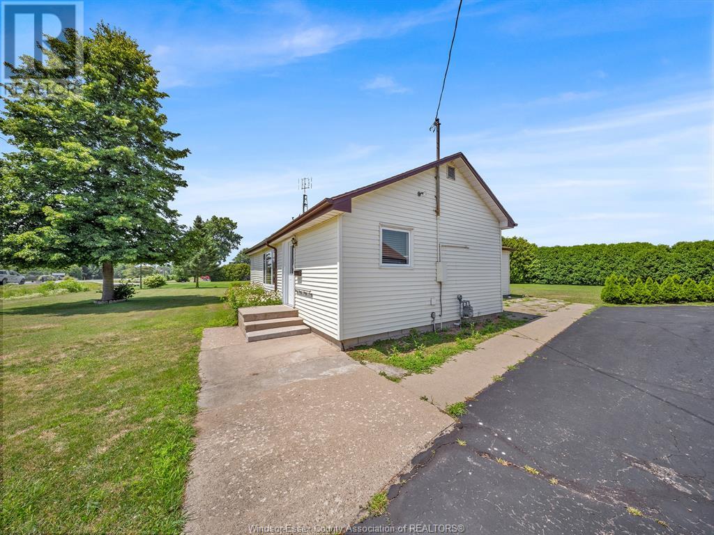 Photo 21 of 1331 Deer Run Road, Leamington ON