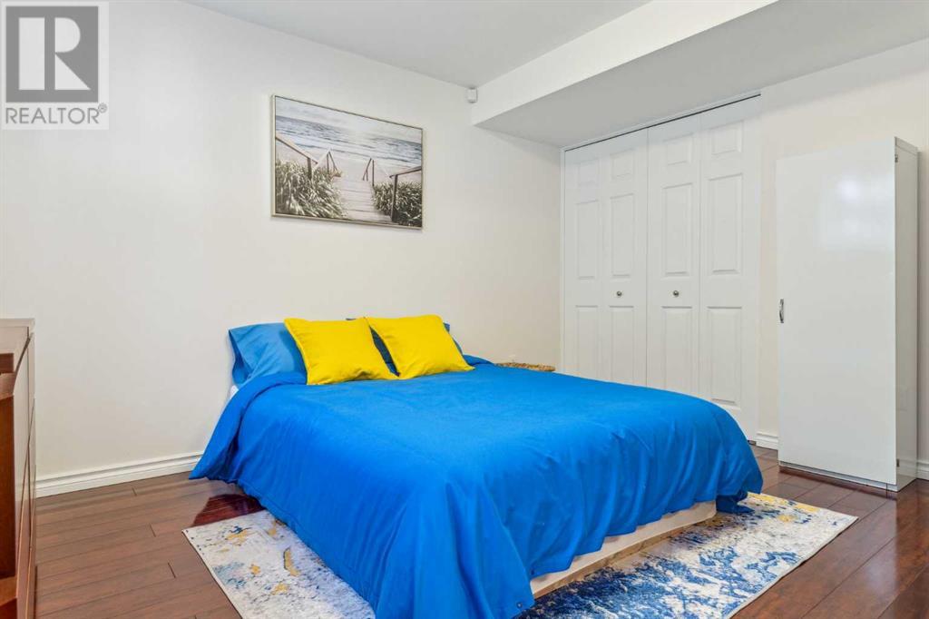 Single Family House Bi-level for Sale in  Haddon Road SW Haysboro Calgary 