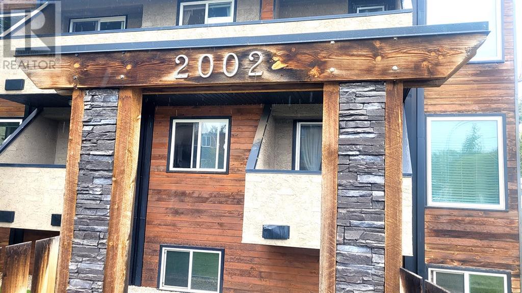 Single Family House for Sale in    Avenue SW Sunalta Calgary 