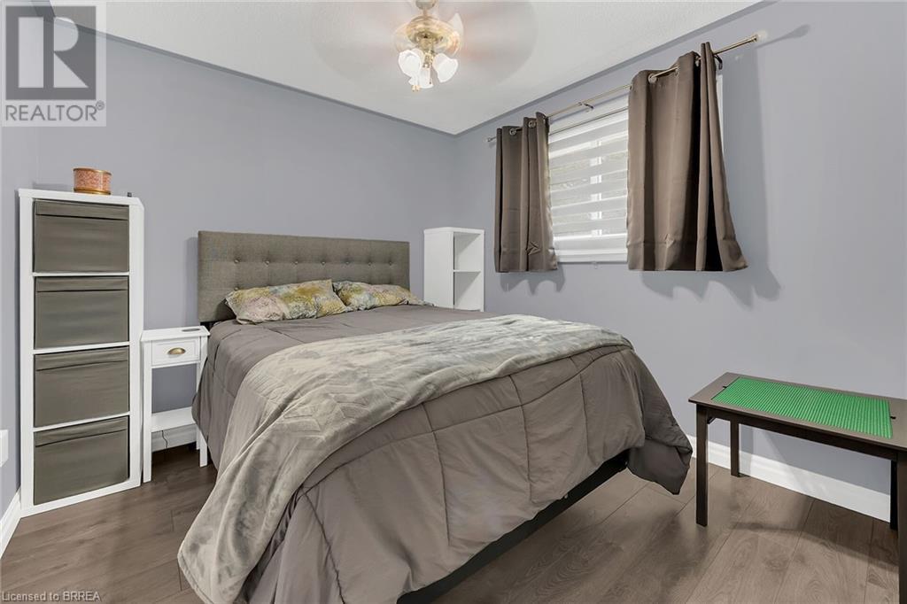 Photo 21 of 24 Ashton Drive, Simcoe ON