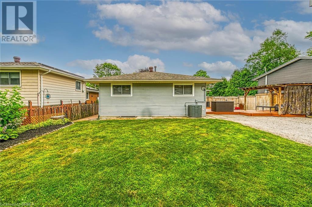 Photo 37 of 24 Ashton Drive, Simcoe ON