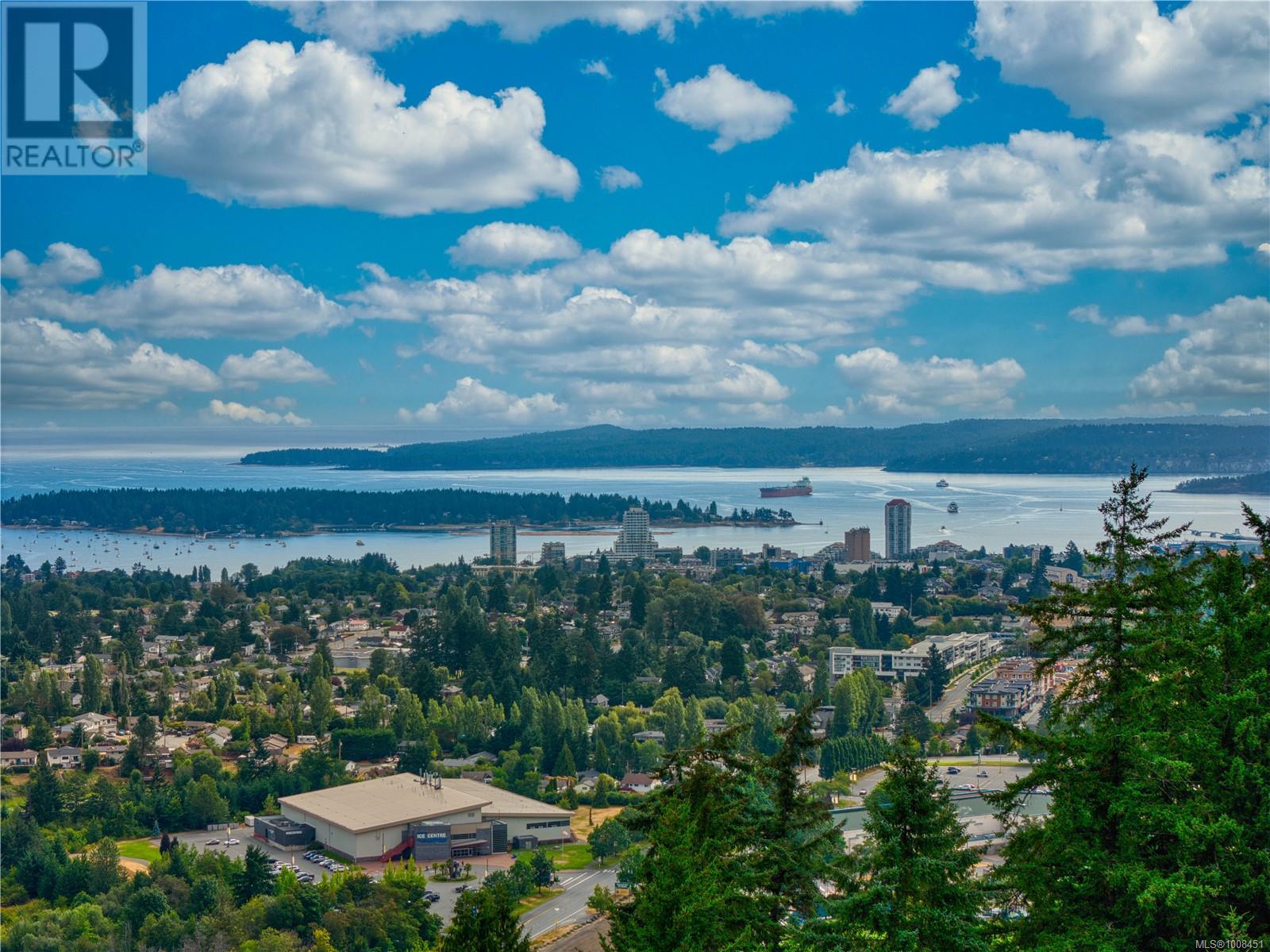 Photo 3 of 369 Trinity Dr, Nanaimo BC