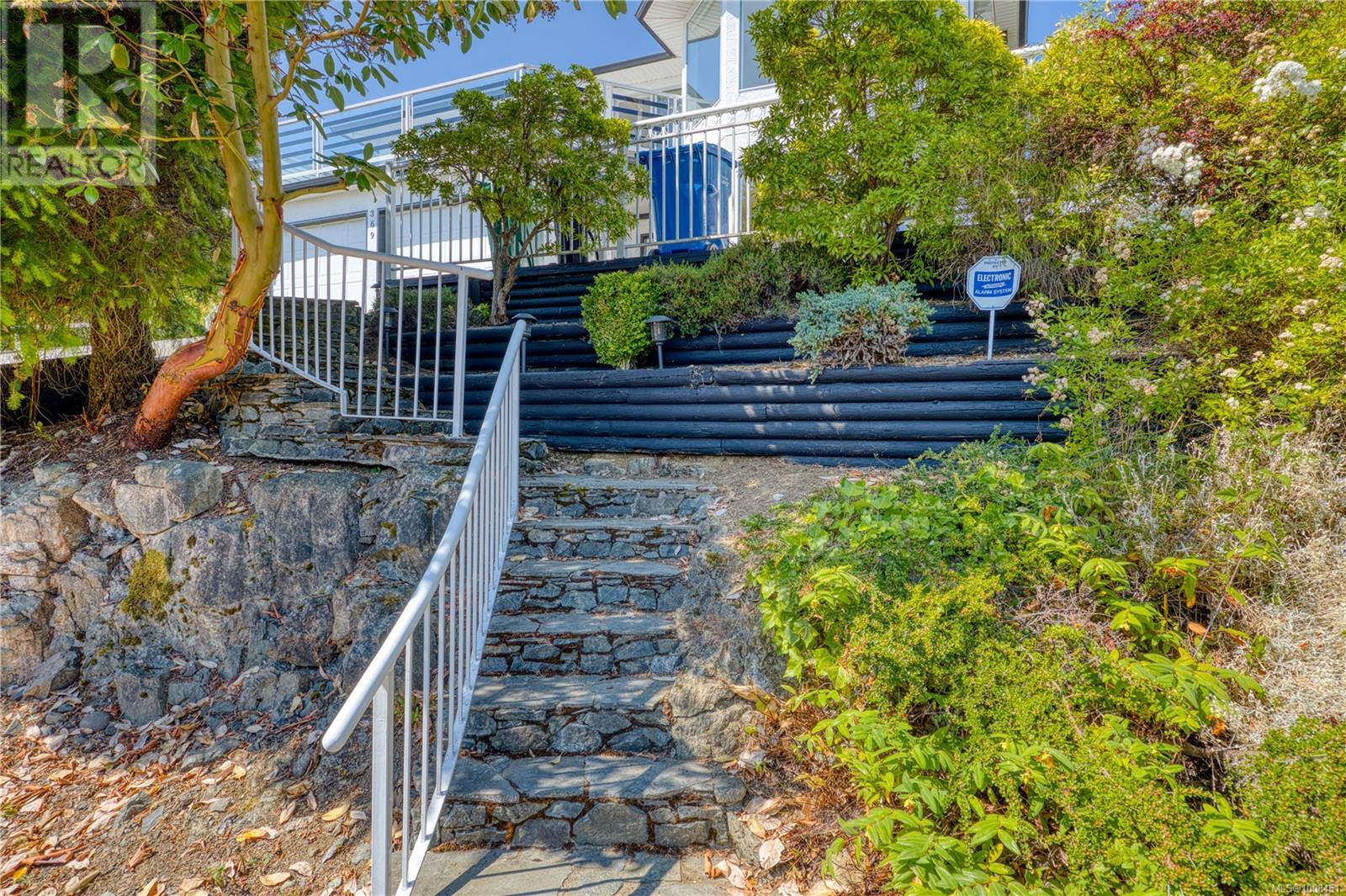 Photo 5 of 369 Trinity Dr, Nanaimo BC