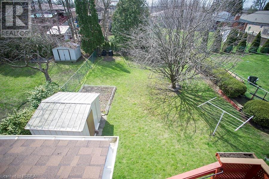 Photo 12 of 415 Chatham Street, Brantford ON