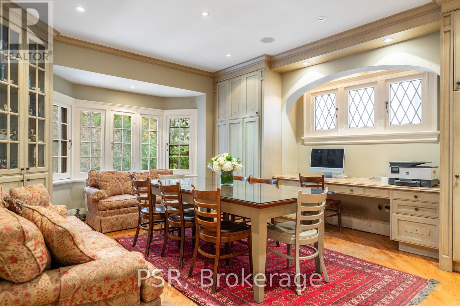 Photo 12 of 13 Old Forest Hill Road, Toronto ON