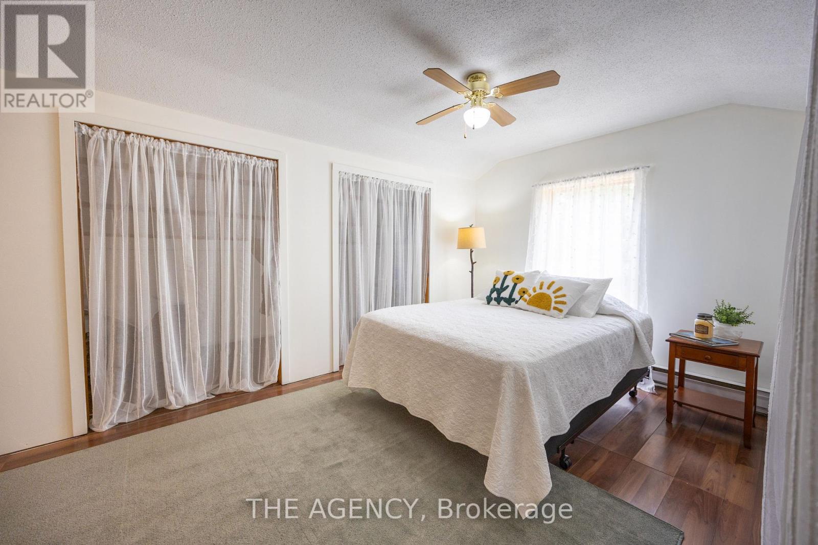 Photo 5 of 1411 Cedar Lane, Bracebridge ON