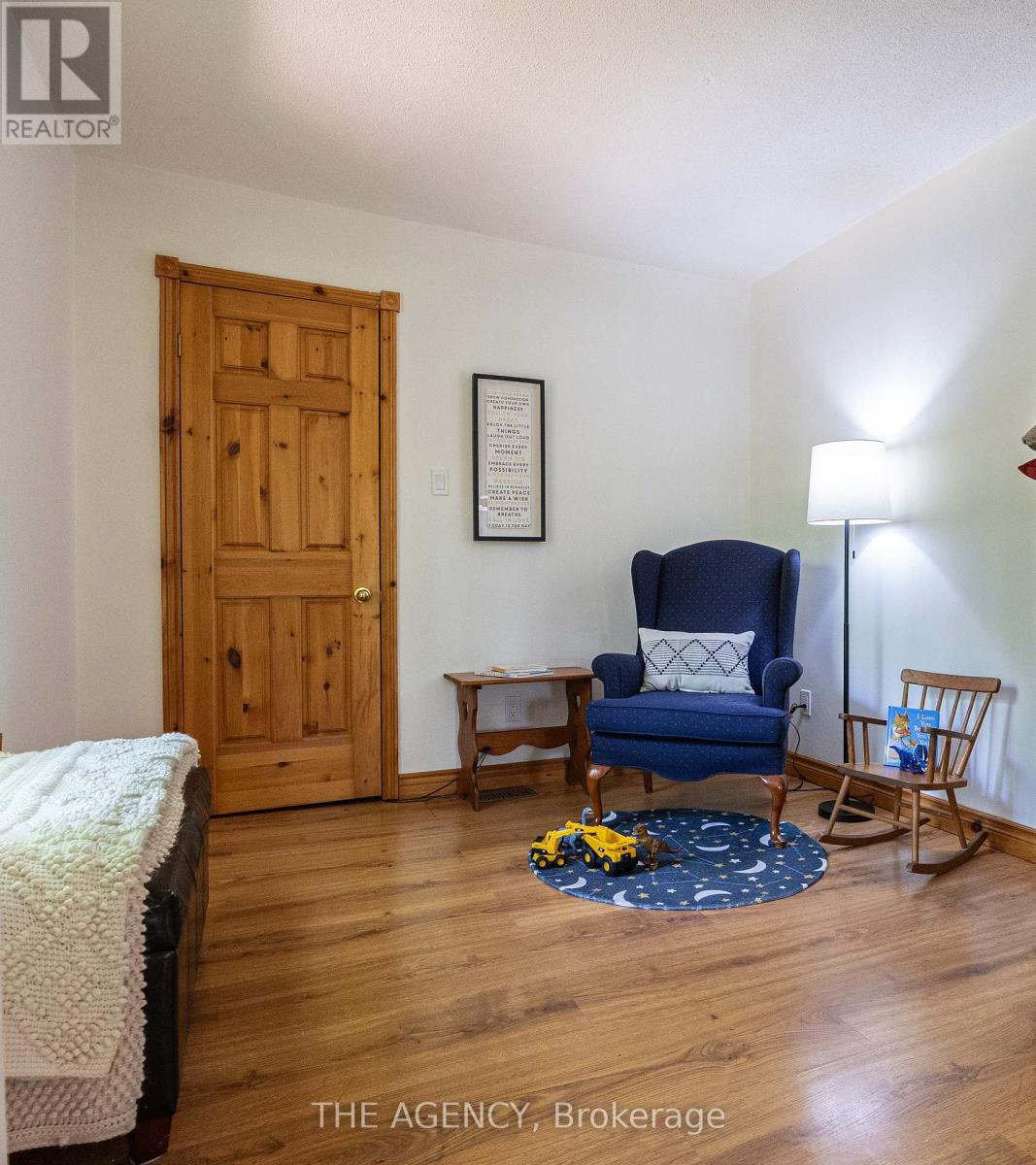 Photo 12 of 1411 Cedar Lane, Bracebridge ON