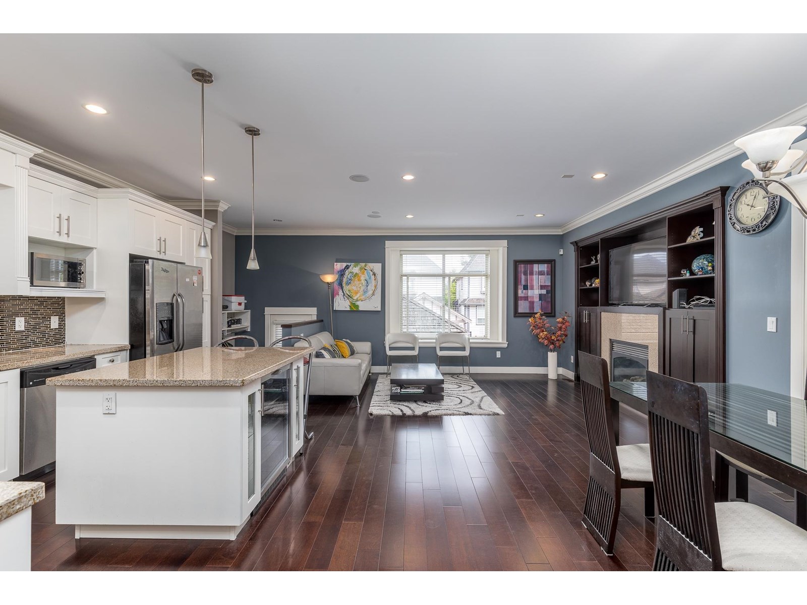 Photo 4 of 14681 Winter Crescent, Surrey BC