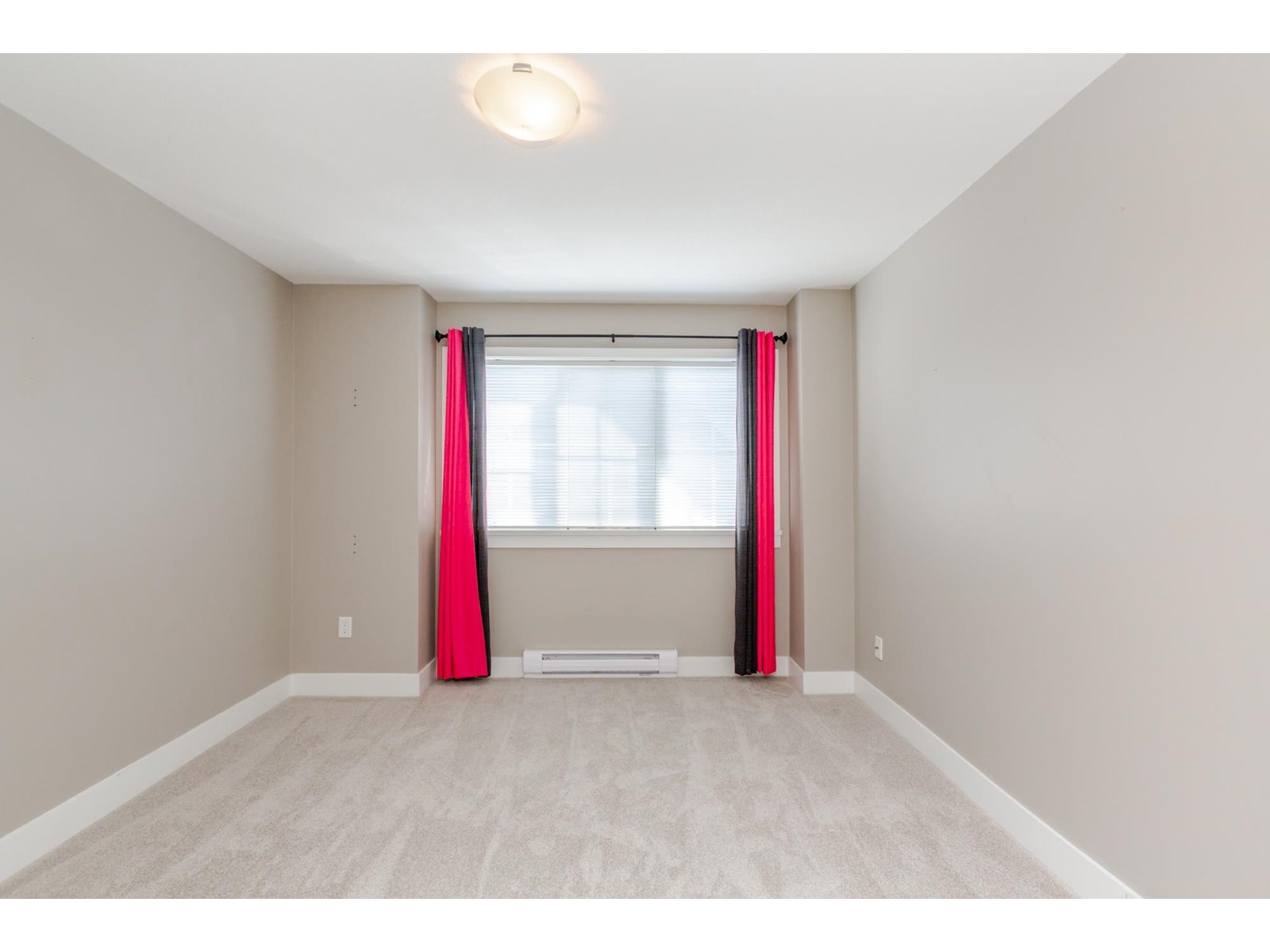 Photo 9 of 22 2501 161 A Street, Surrey BC