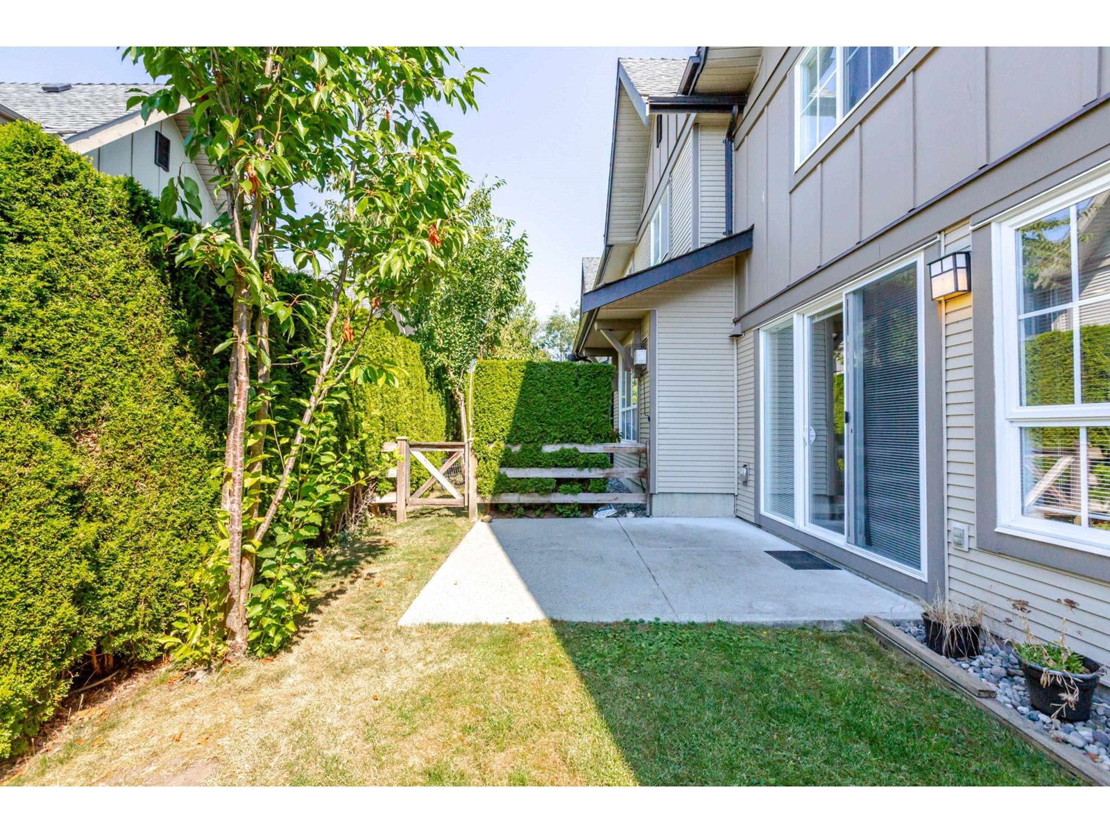 Photo 15 of 22 2501 161 A Street, Surrey BC