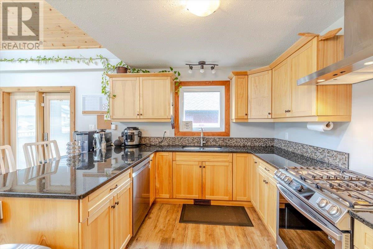 Photo 16 of 2074 Golden Eagle Drive, Sparwood BC